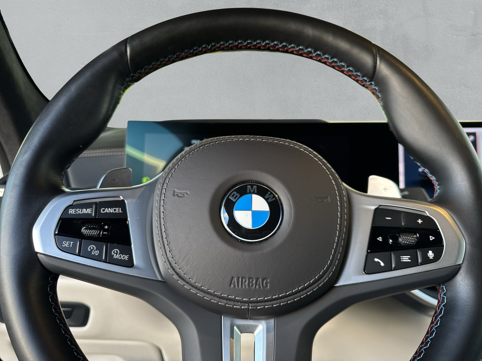 BMW X6 xDr48V M60i M SportPro - 19