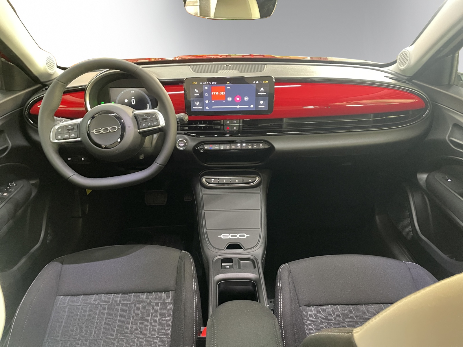 FIAT 600h Mild Hybrid Icon Swiss Edition - 8