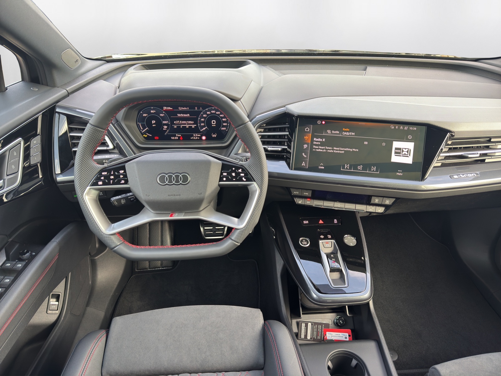 AUDI Q4 e-tron 45 Edition Swiss Ski quattro - 7