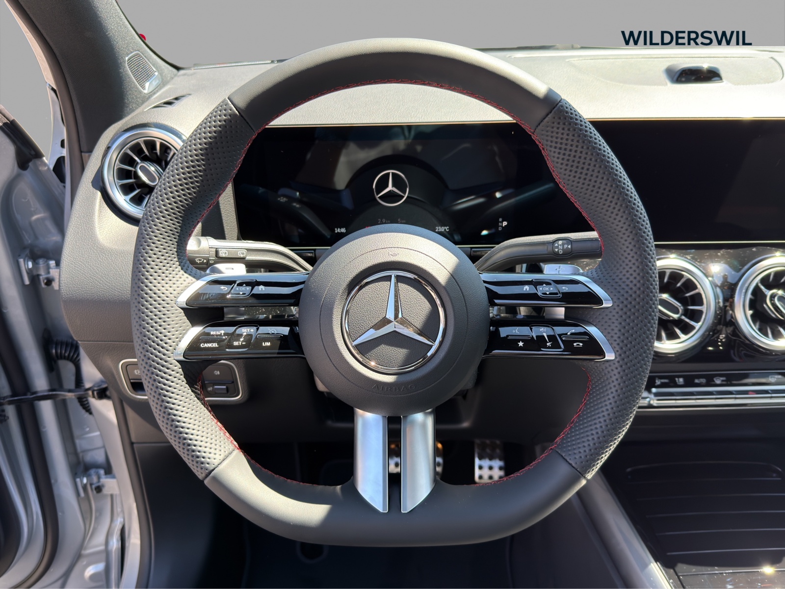 MERCEDES-BENZ GLA 220d 4Matic 8G-DCTSwiss Star - 10