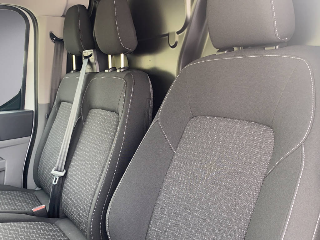 FORD Transit C Van 320 L1 2.0 EcoBlue 136 Trend - 10