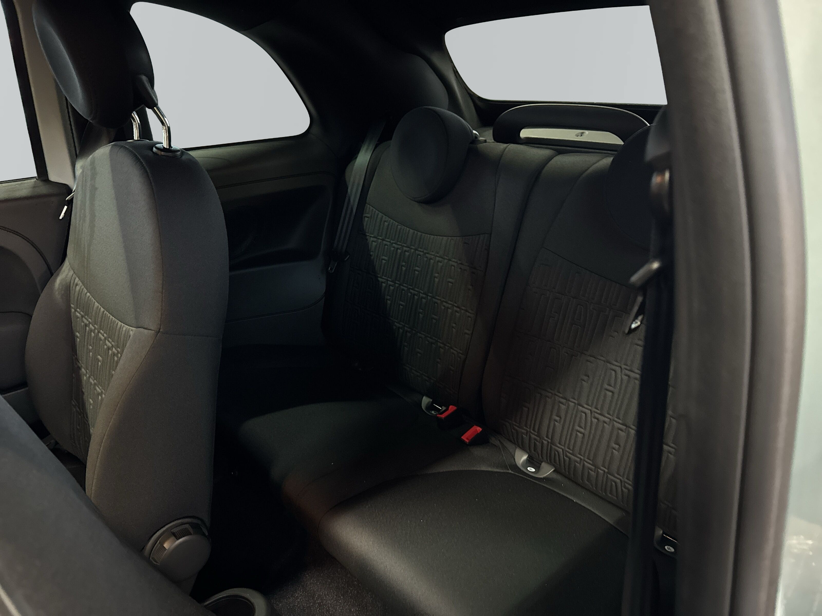 FIAT 500 C 1.0 Hybrid Dolcevita - 10