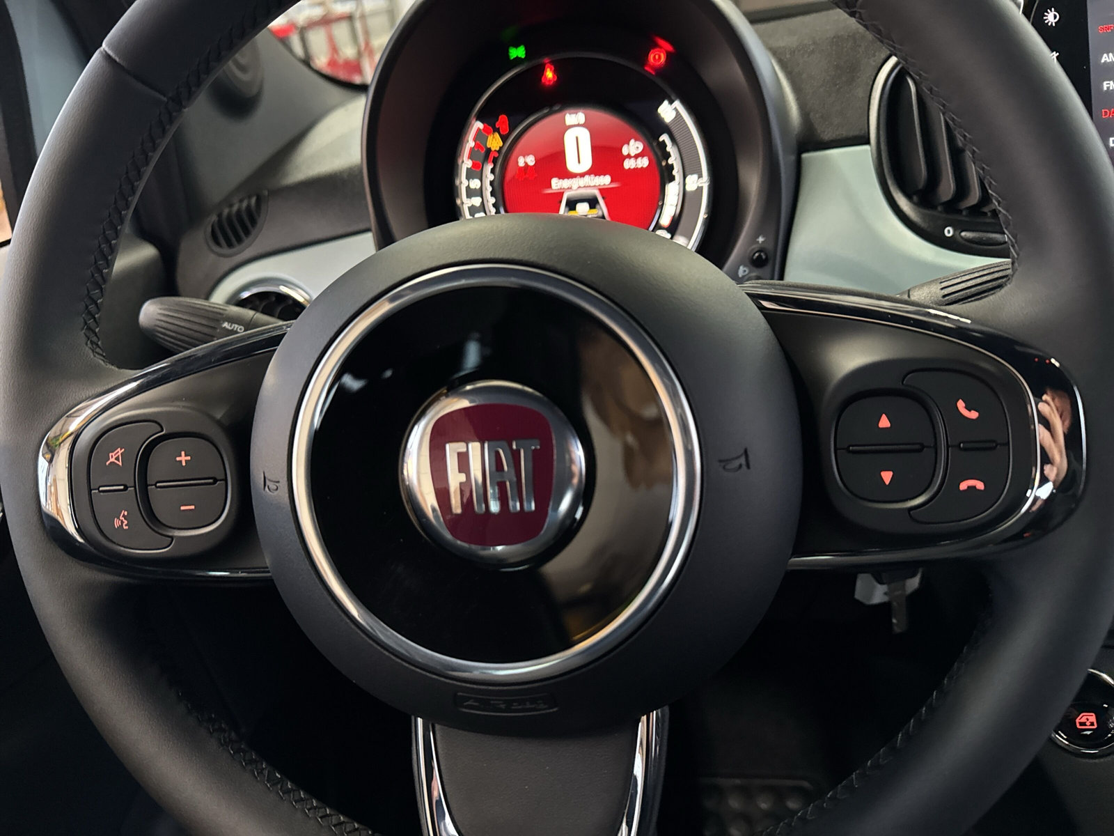 FIAT 500 C 1.0 Hybrid Dolcevita - 16