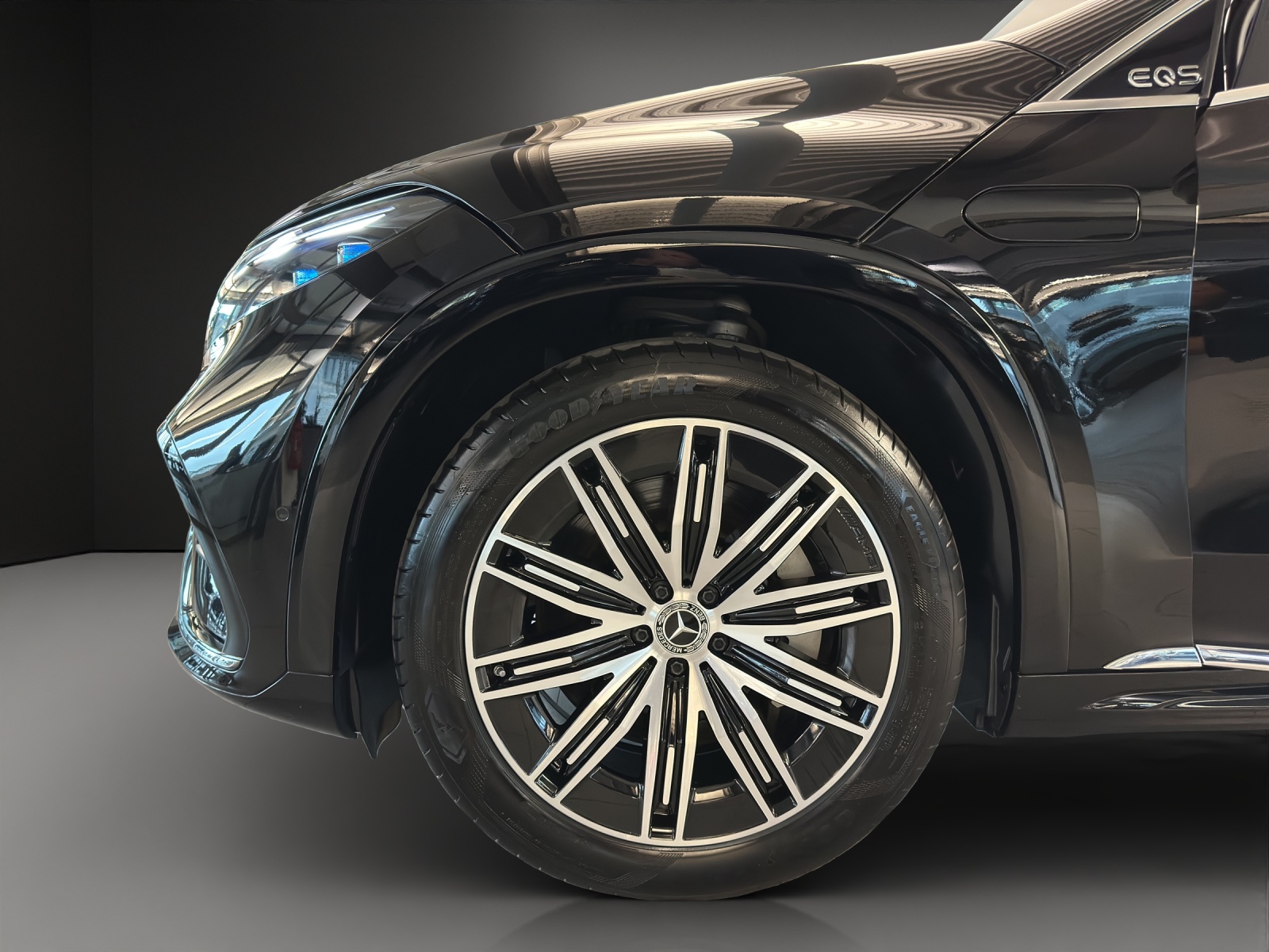 MERCEDES-BENZ EQS SUV 450 4M Exe. Ed. - 8