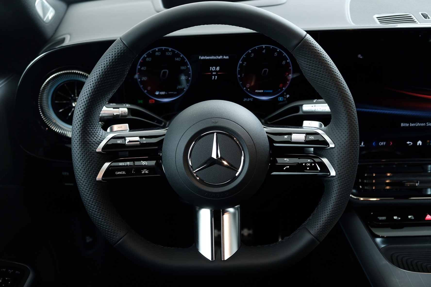 MERCEDES-BENZ CLA Shooting Brake 220 4Matic 8G-DCT - 8