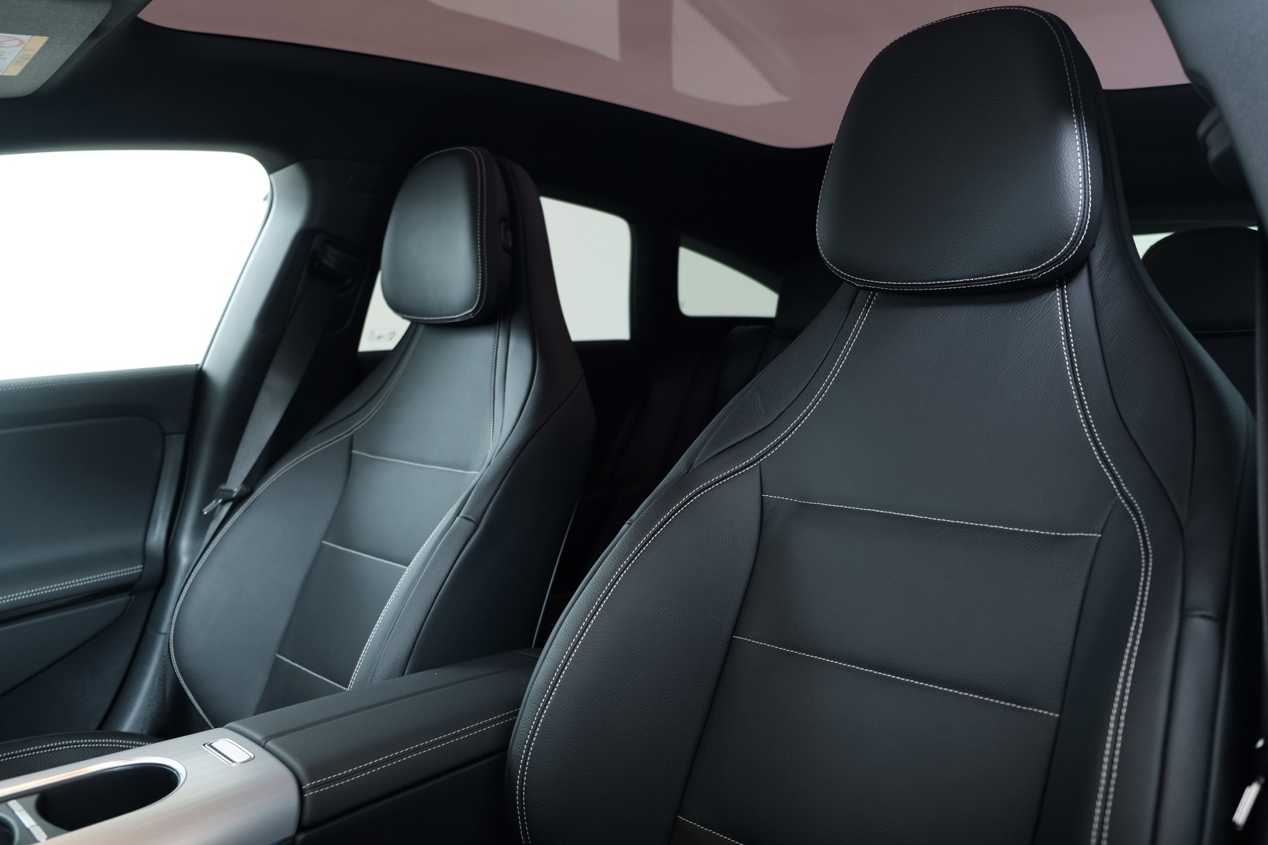 MERCEDES-BENZ CLA Shooting Brake 220 4Matic 8G-DCT - 11