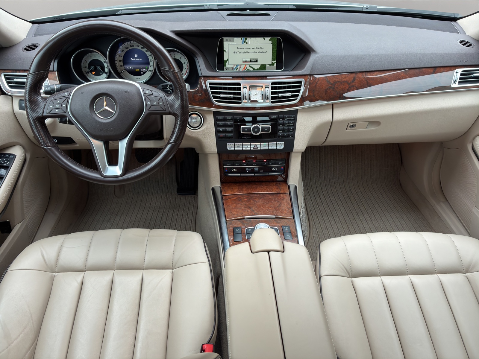 MERCEDES-BENZ E 400 Avantgarde 4Matic 7G-Tronic - 9