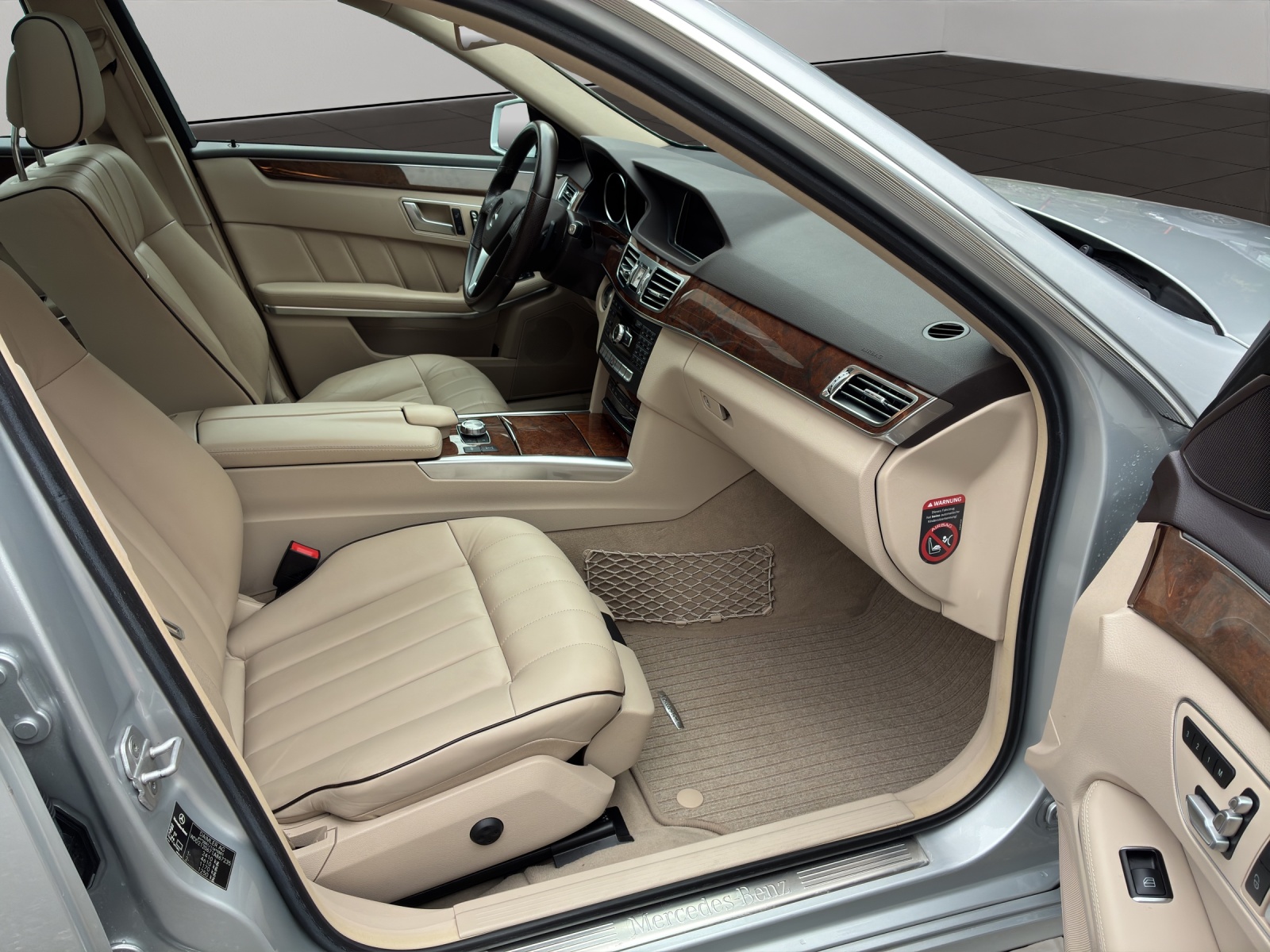 MERCEDES-BENZ E 400 Avantgarde 4Matic 7G-Tronic - 12