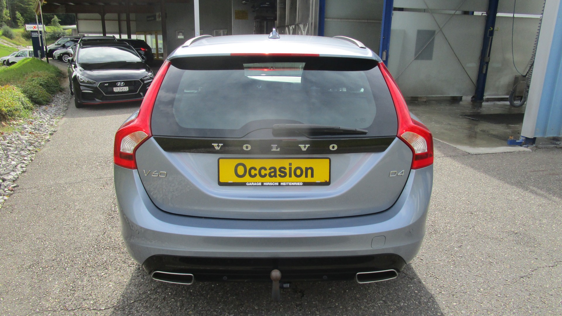 VOLVO V60 D4 Kinetic Geartronic - 4