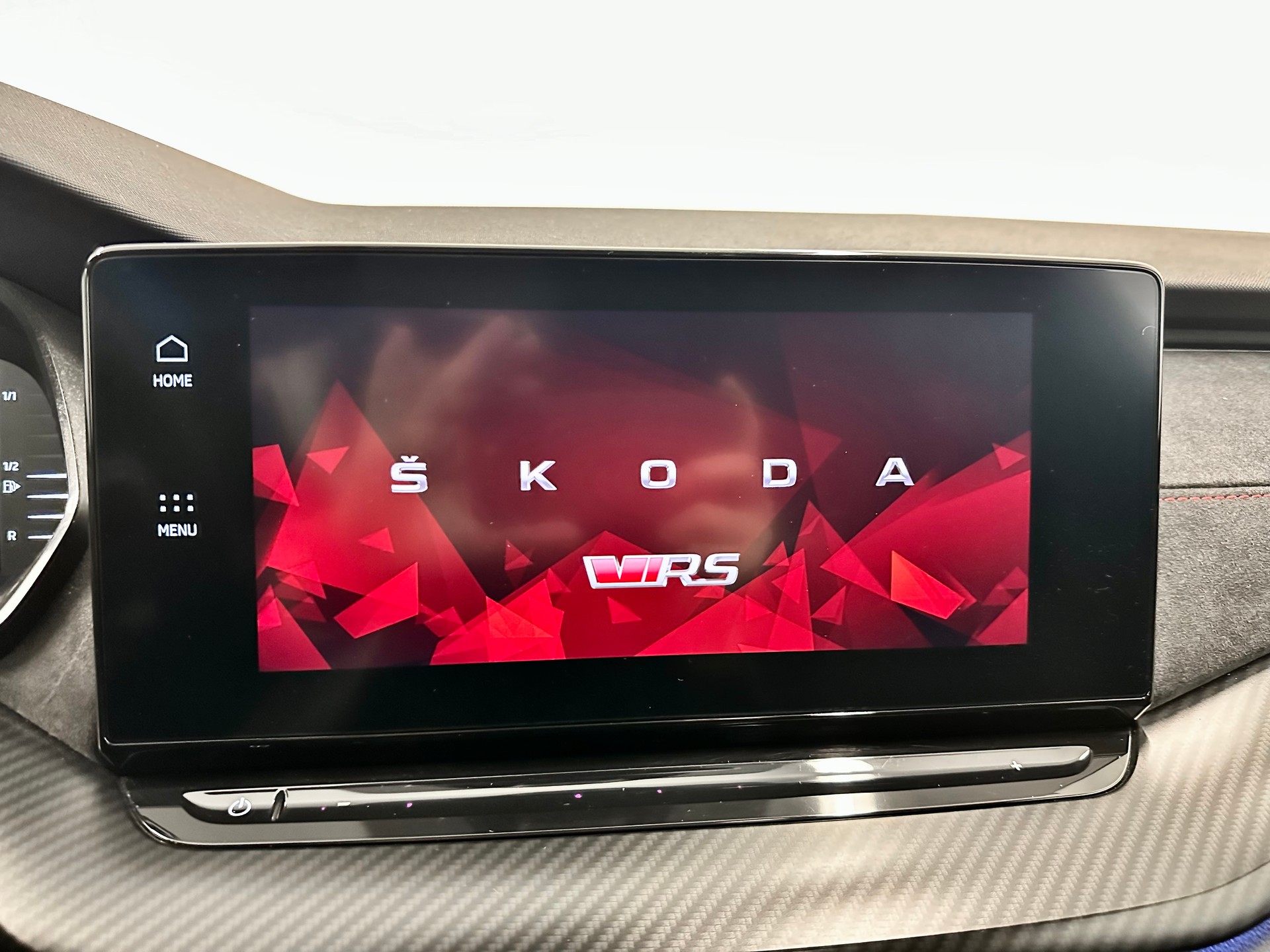 SKODA Octavia Combi 2.0 TSI DSG RS "ALL BLACK" - 29