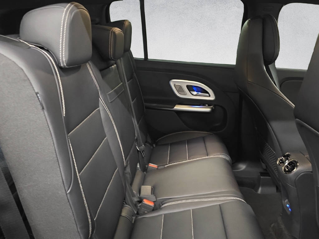 MERCEDES-BENZ GLB 220 AMG Line 4Matic - 13