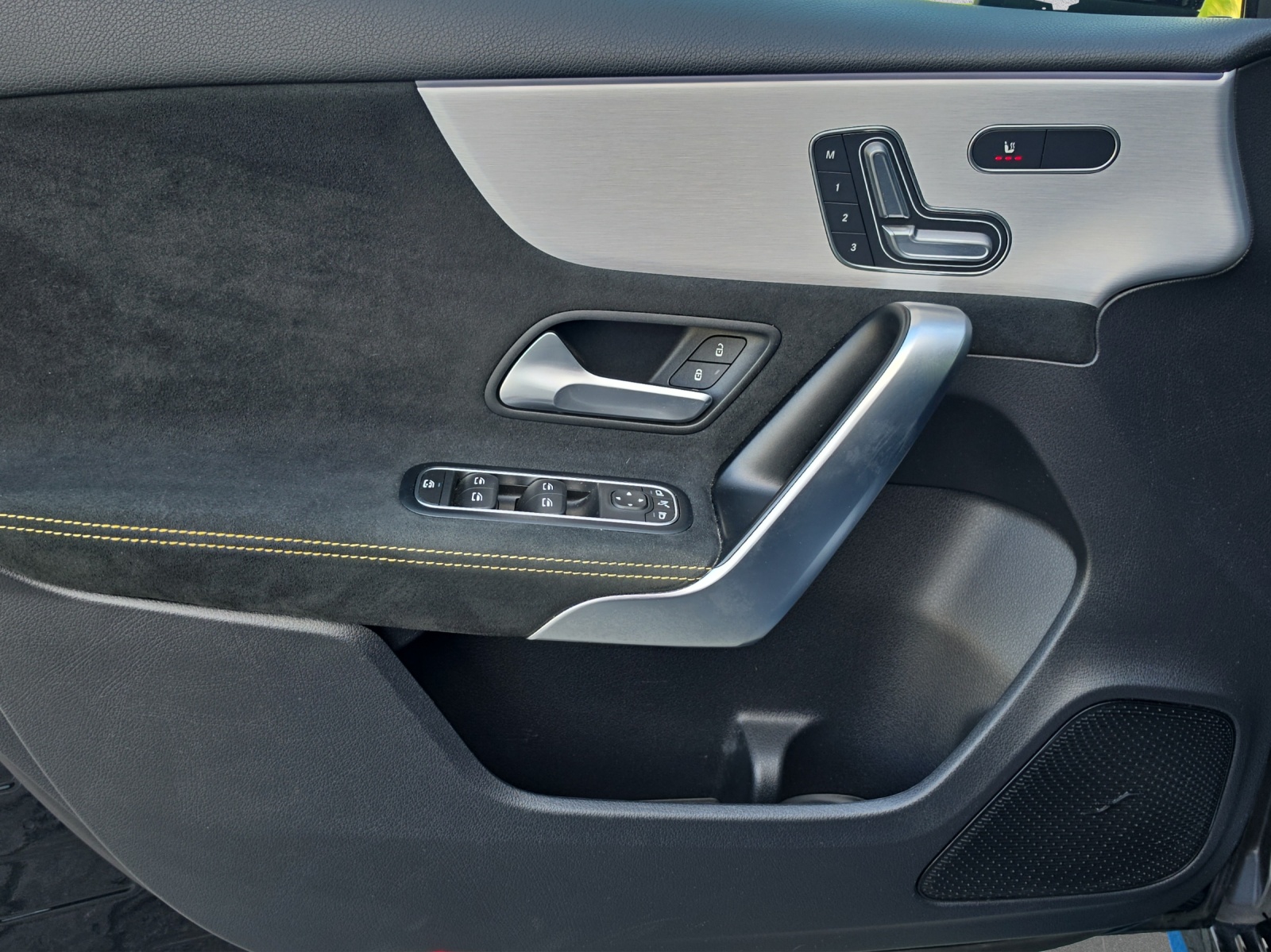 MERCEDES-BENZ A 45 S AMG 4Matic+ Speedshift - 15