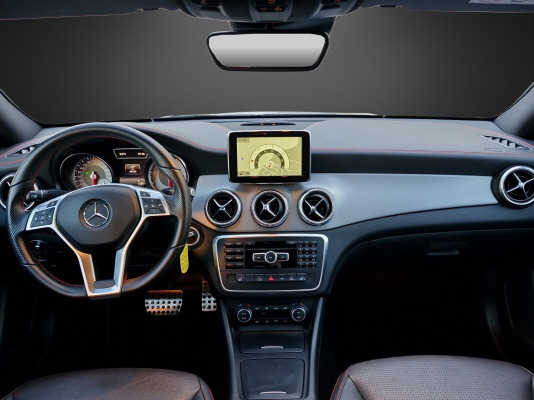 MERCEDES-BENZ CLA 250 AMG Line 4Matic - 9