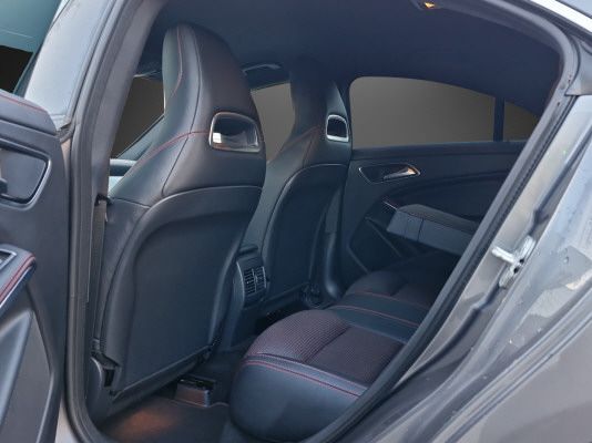 MERCEDES-BENZ CLA 250 AMG Line 4Matic - 11