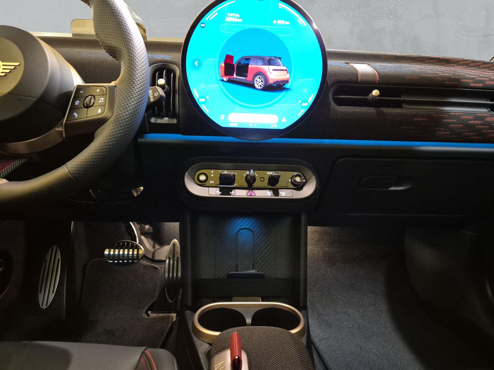 MINI John Cooper Works F66 2.0i (CH) - 17