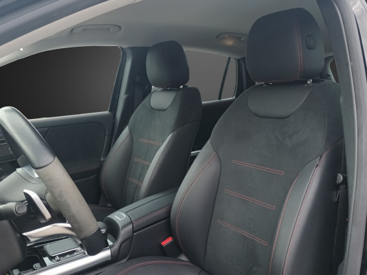 MERCEDES-BENZ EQA 300 AMG Line 4Matic - 7
