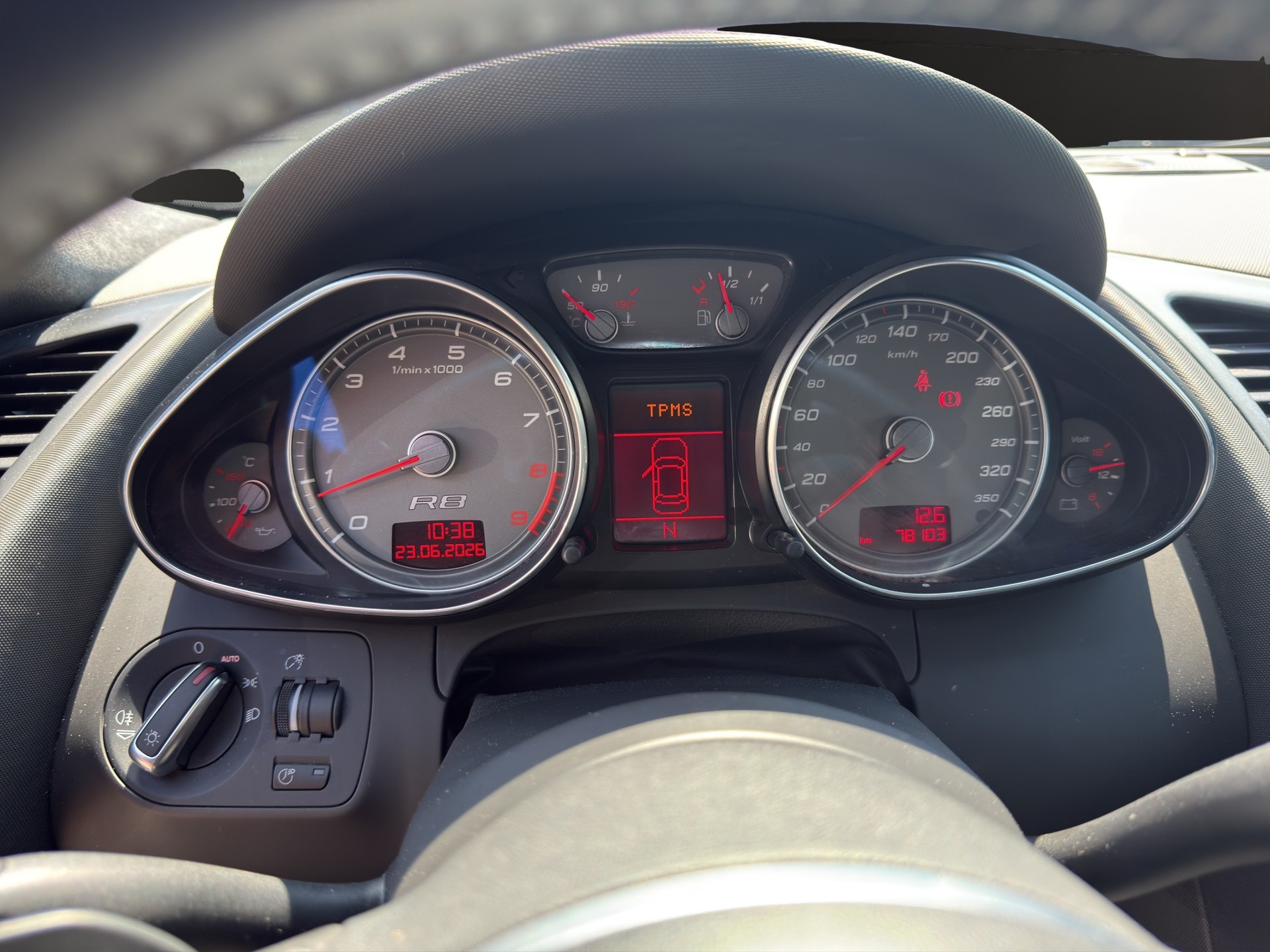 AUDI R8 Coupé 4.2 - 12