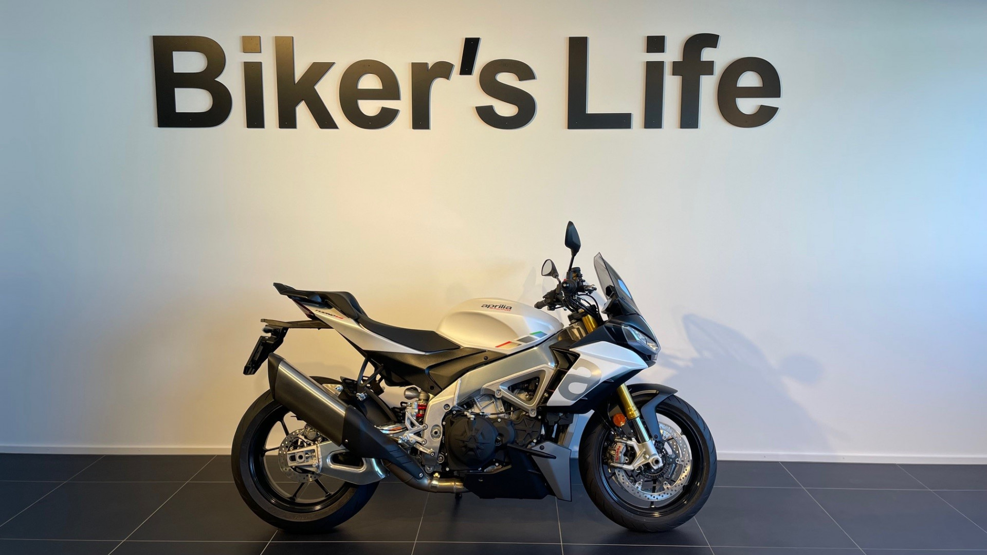 APRILIA Tuono V4 1100