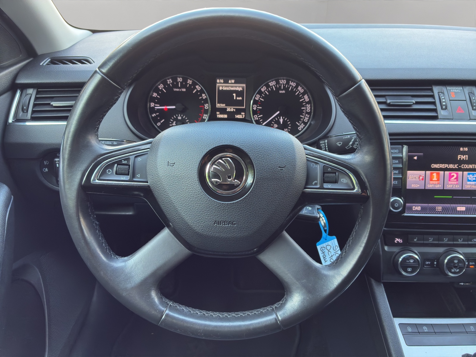 SKODA Octavia Combi 1.6 TDI Elegance 4x4 - 10