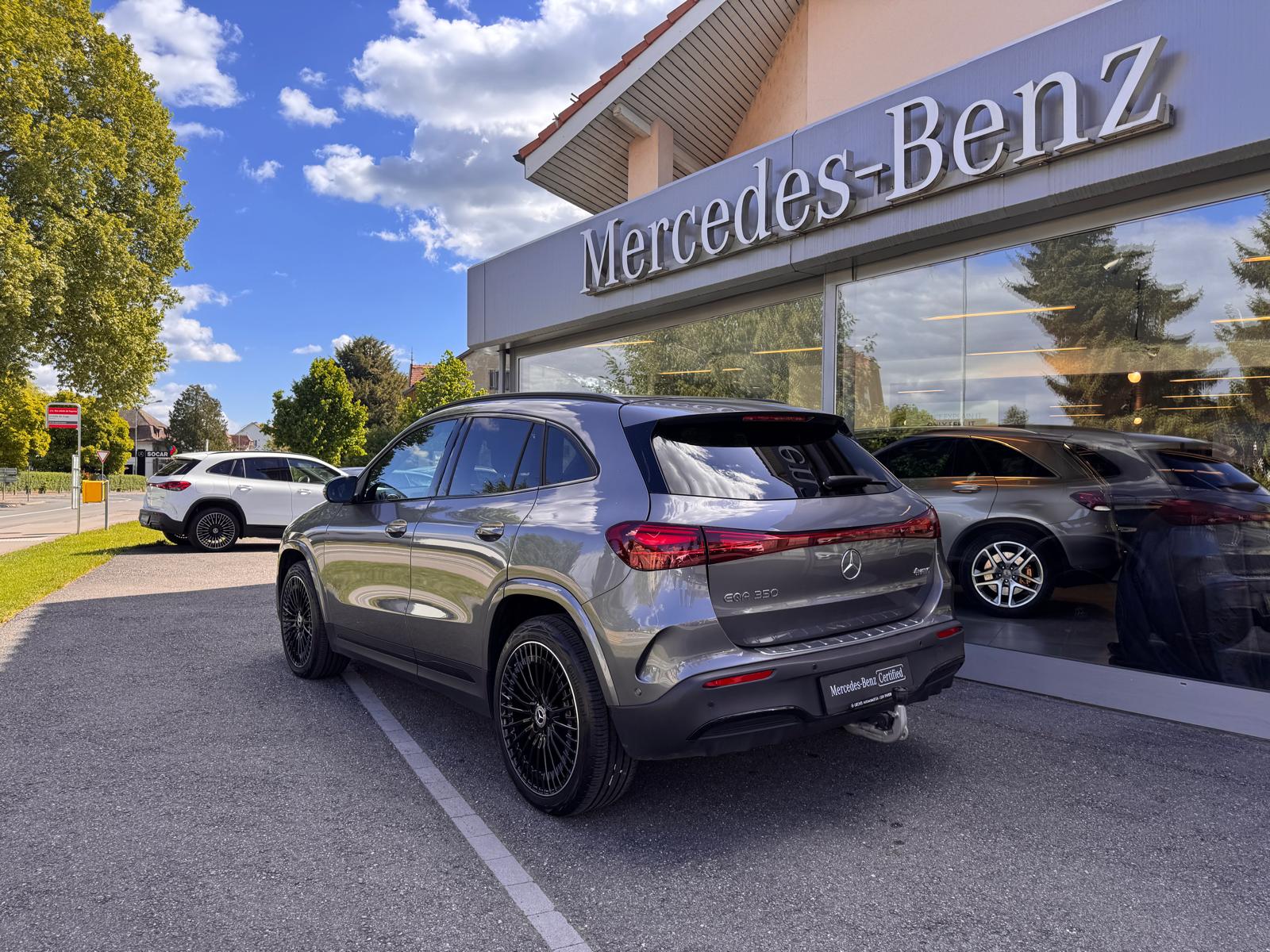MERCEDES-BENZ EQA 350 4Matic Excellence Edition - 4