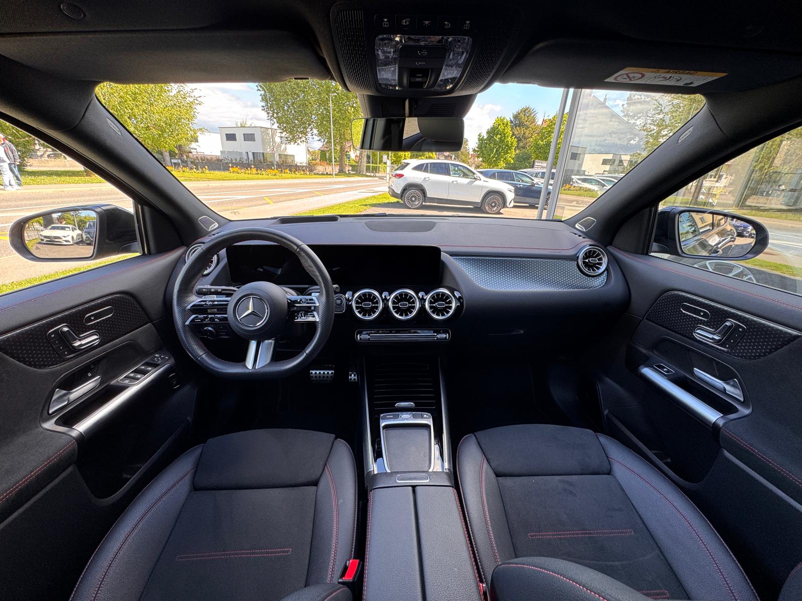 MERCEDES-BENZ EQA 350 4Matic Excellence Edition - 9