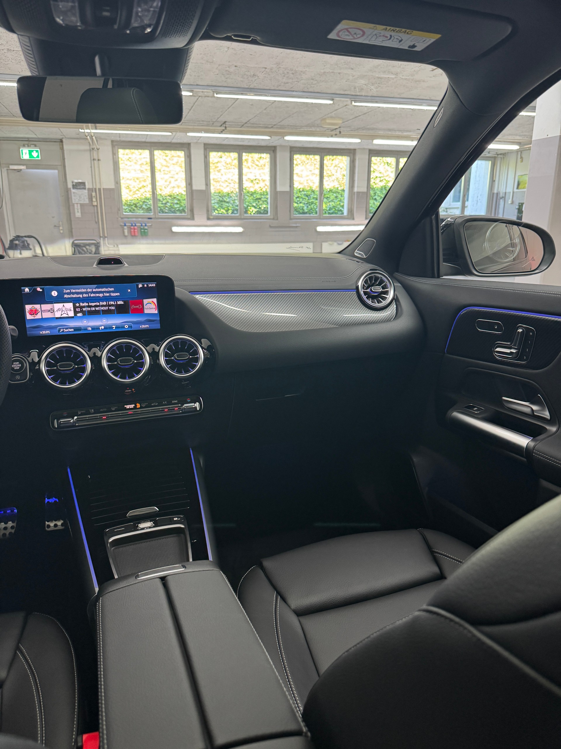 MERCEDES-BENZ GLA 250 4MATIC Swiss Star - 11