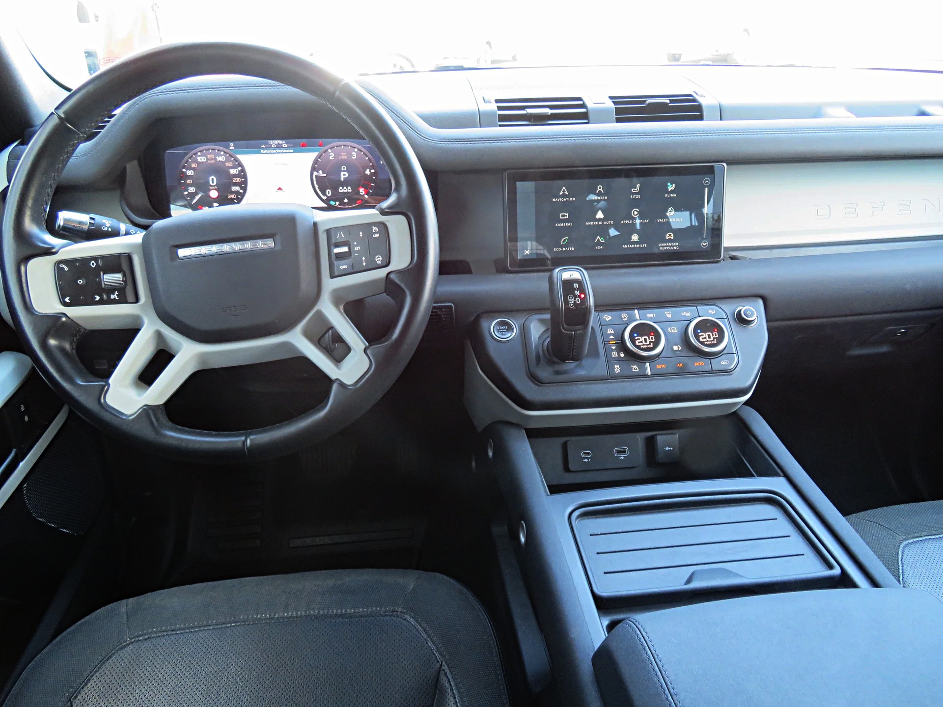 LAND ROVER Defender 110 D240 SD4 AT8 - 5