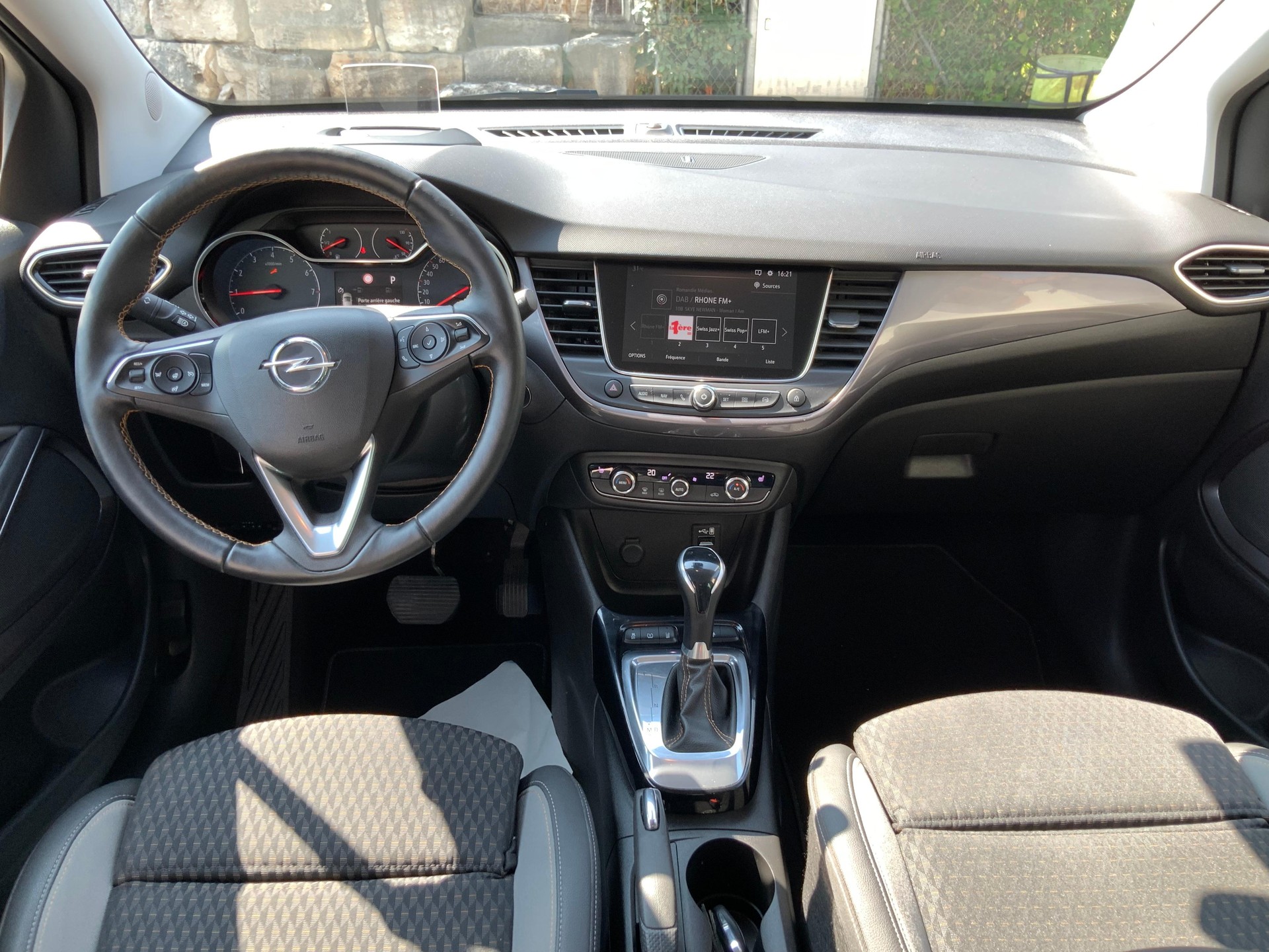 OPEL Crossland X 1.2 T 130 Ultimate S/S - 7