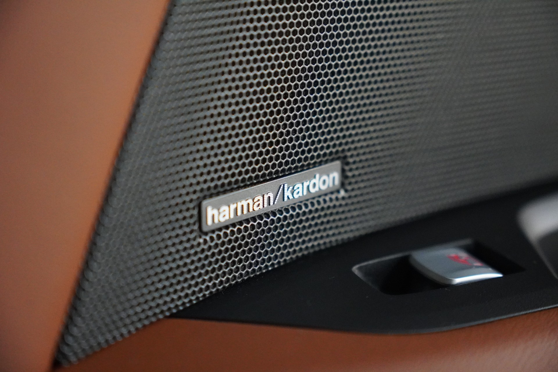 BMW-ALPINA B4 Gran Coupé 3.0 xDrive S-Tronic - 23