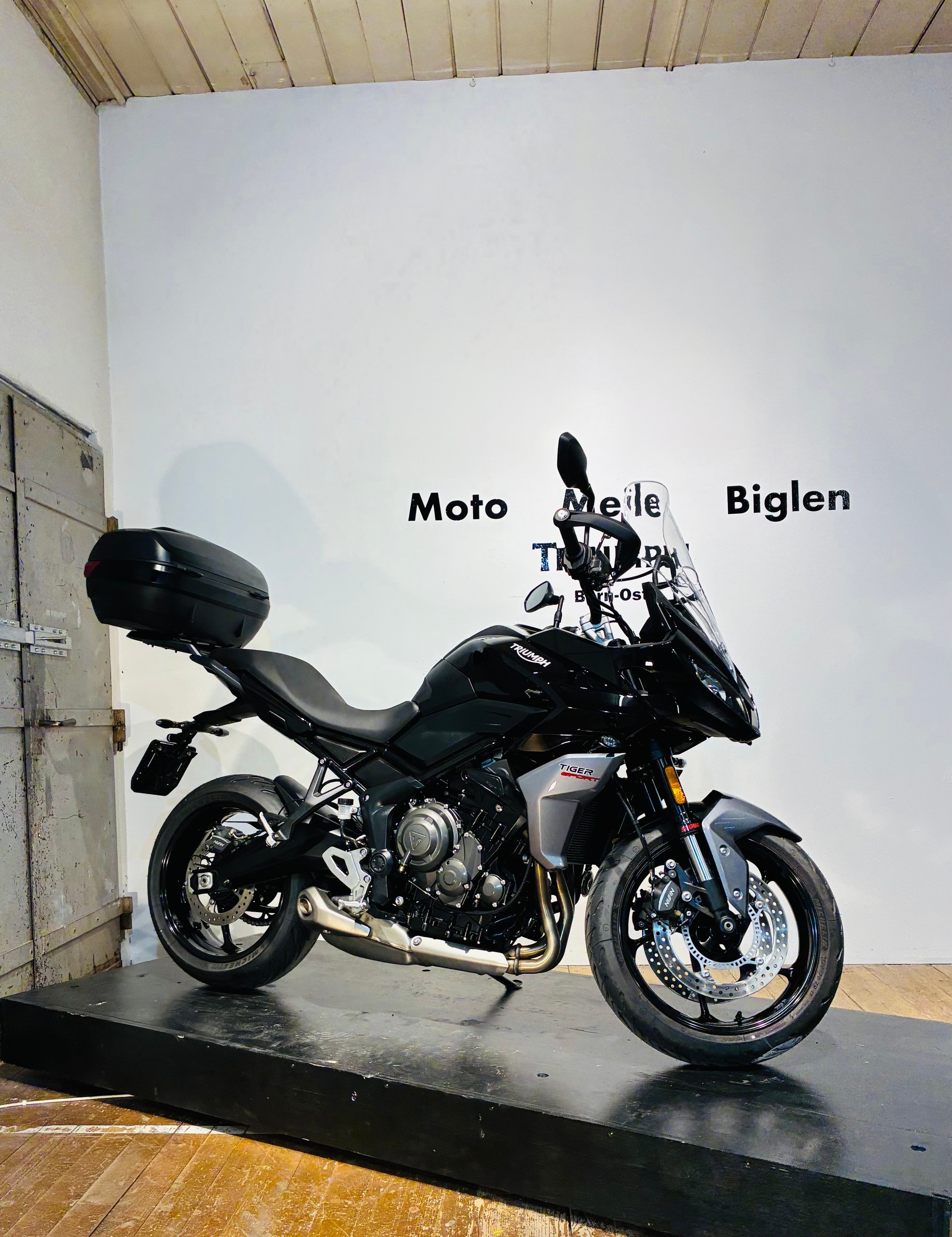 TRIUMPH Trident 660 - 6