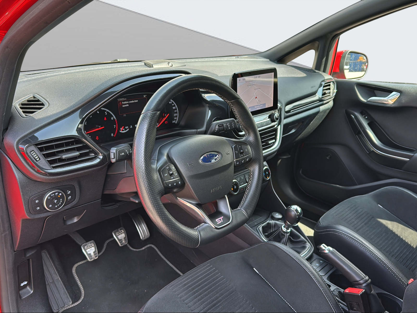 FORD Fiesta 1.5 SCTi ST Exklusiv - 11