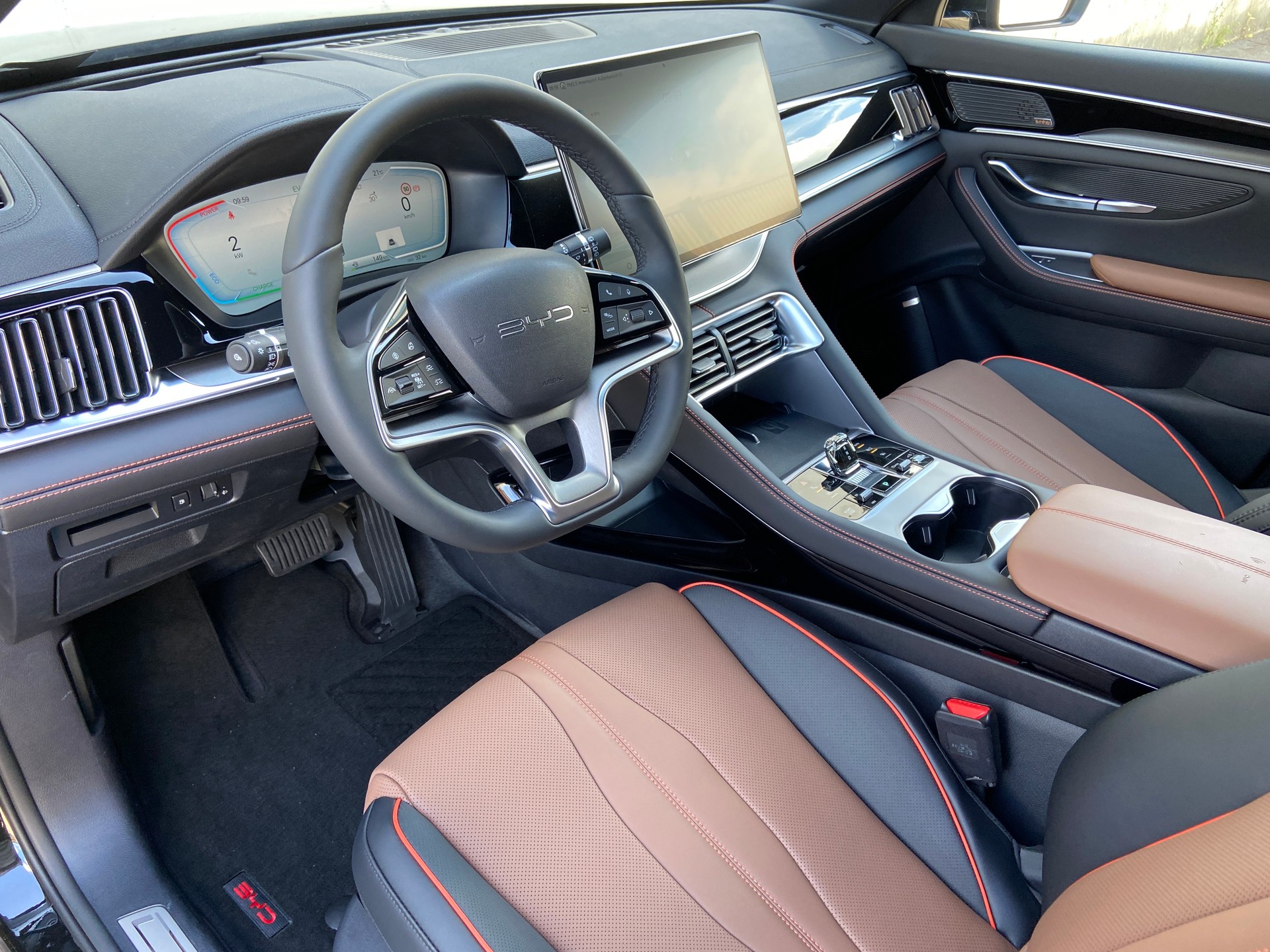BYD Seal U DM-i Comfort - 8