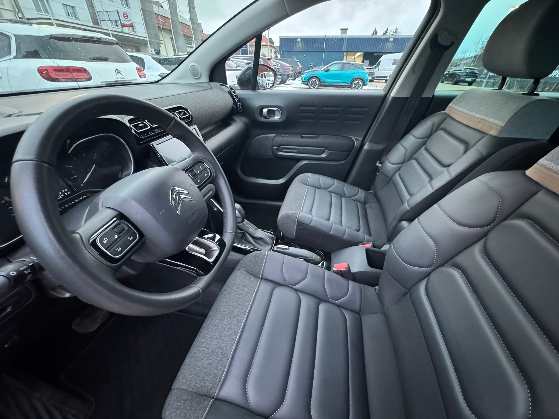 CITROEN C3 Aircross 1.2i PureTech Shine EAT6 - 7