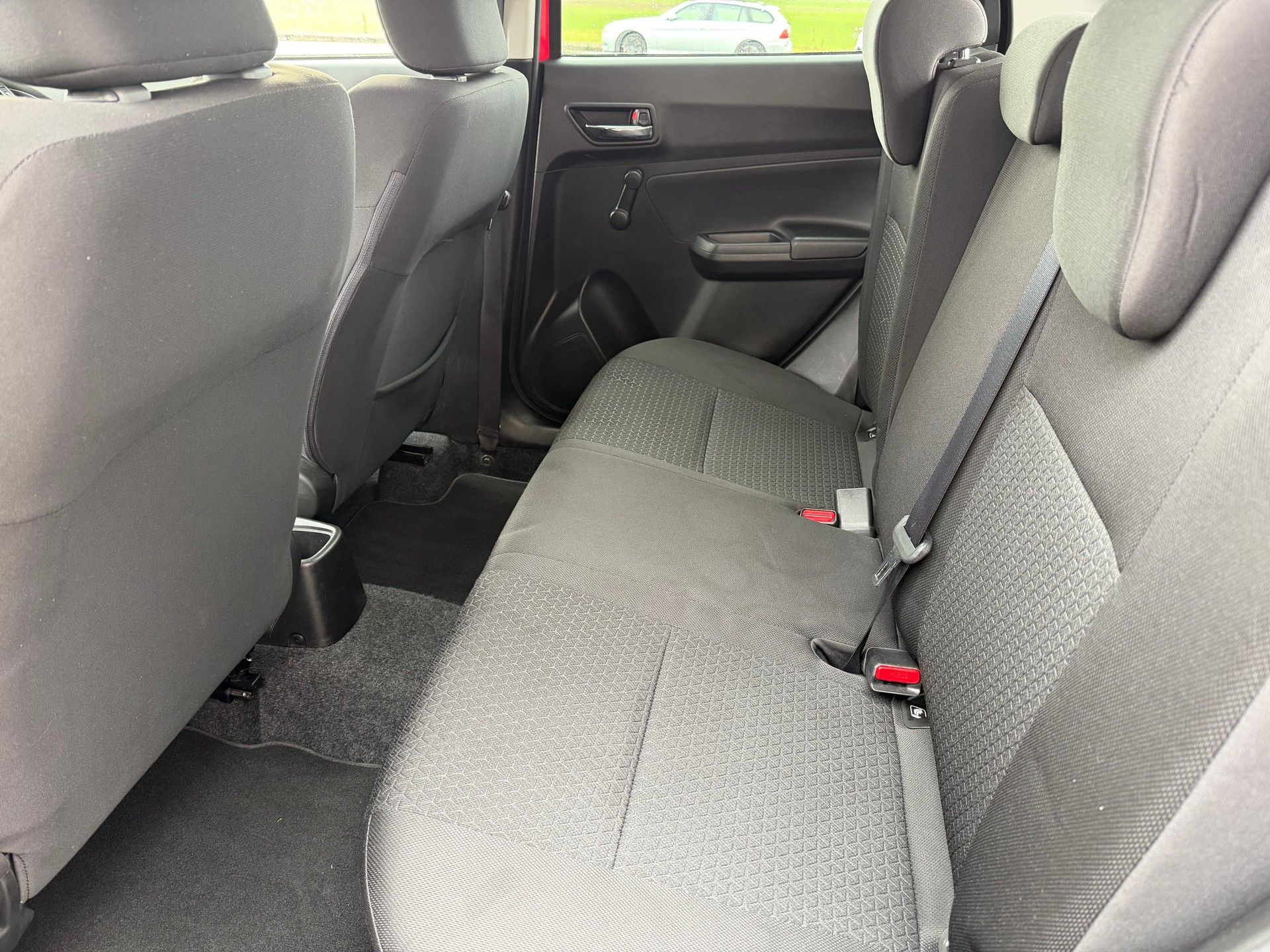 SUZUKI Swift 1.2 Compact Top Hybrid CVT - 8