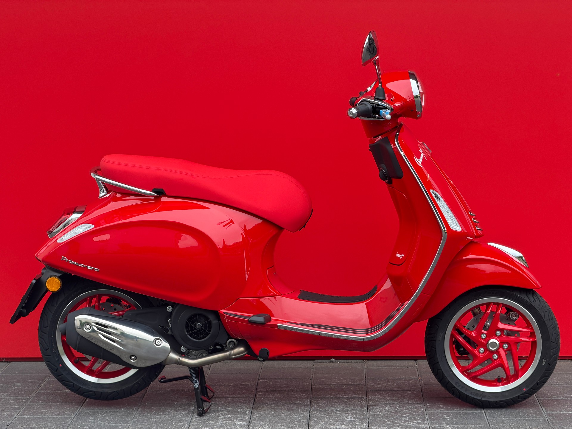 PIAGGIO Vespa 125 Primavera (RED) MY26 - 11