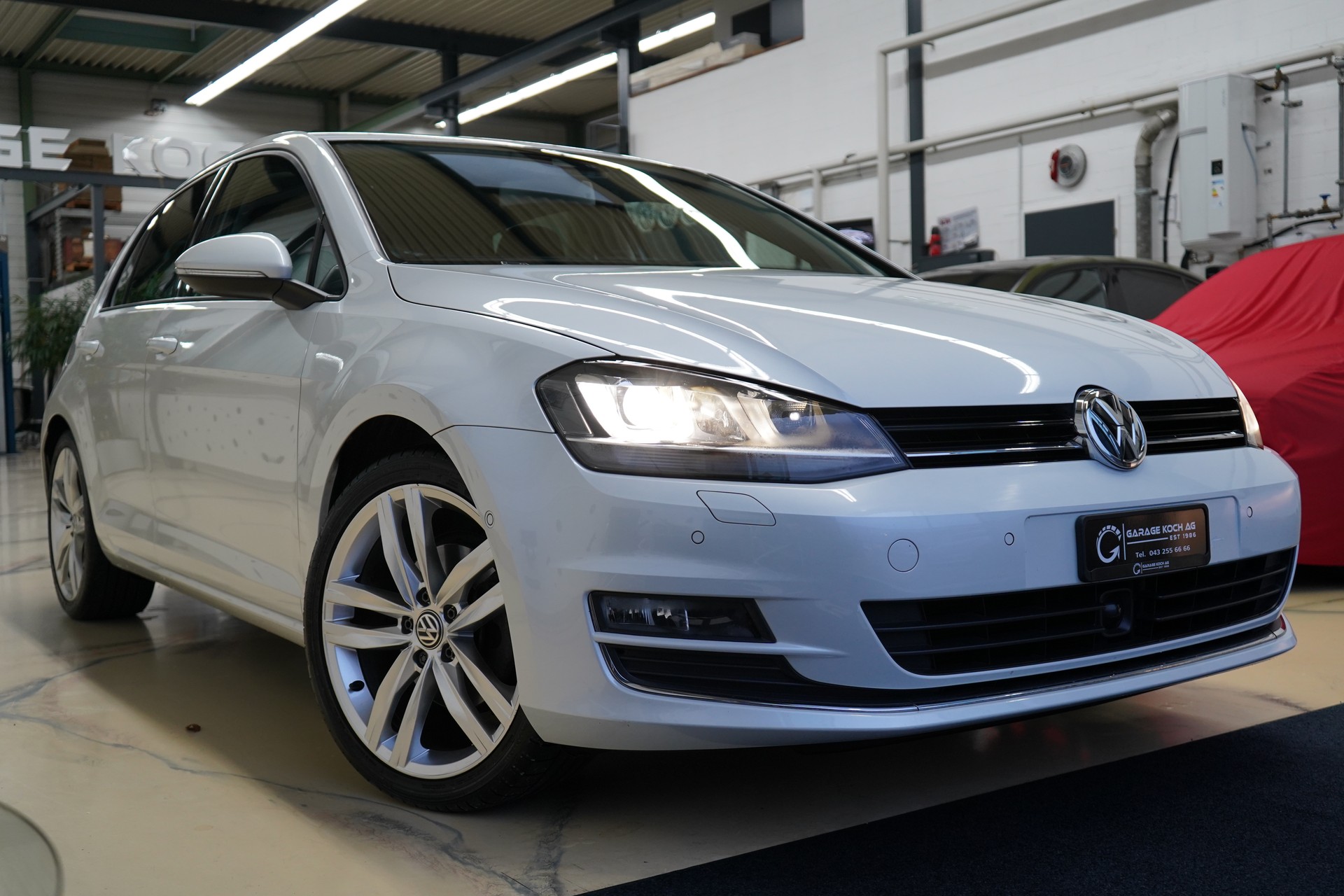 VW Golf 1.4 TSI Highline DSG - 13