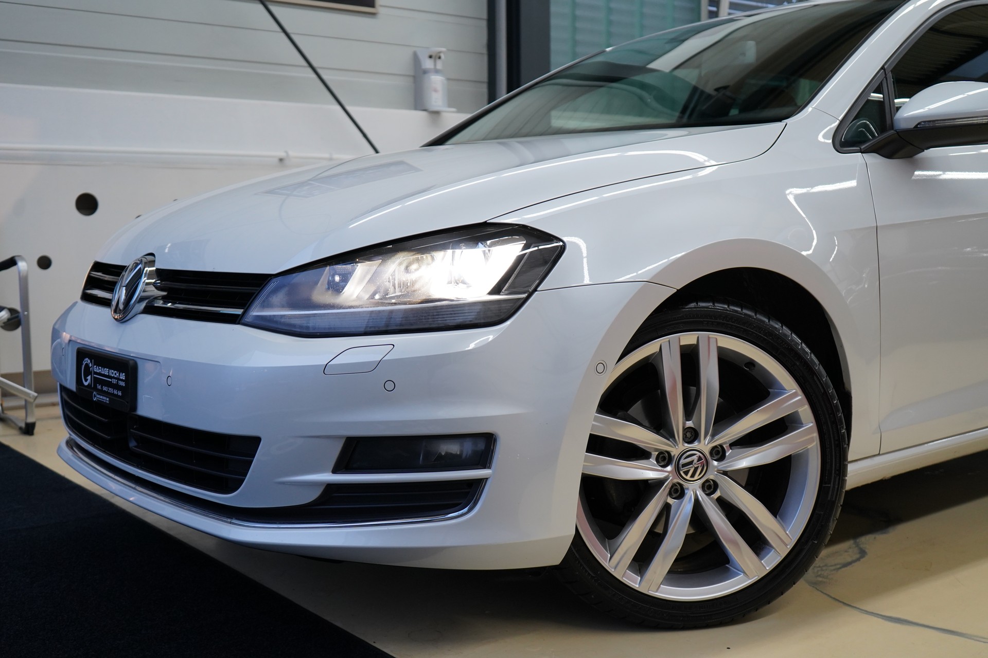 VW Golf 1.4 TSI Highline DSG - 4