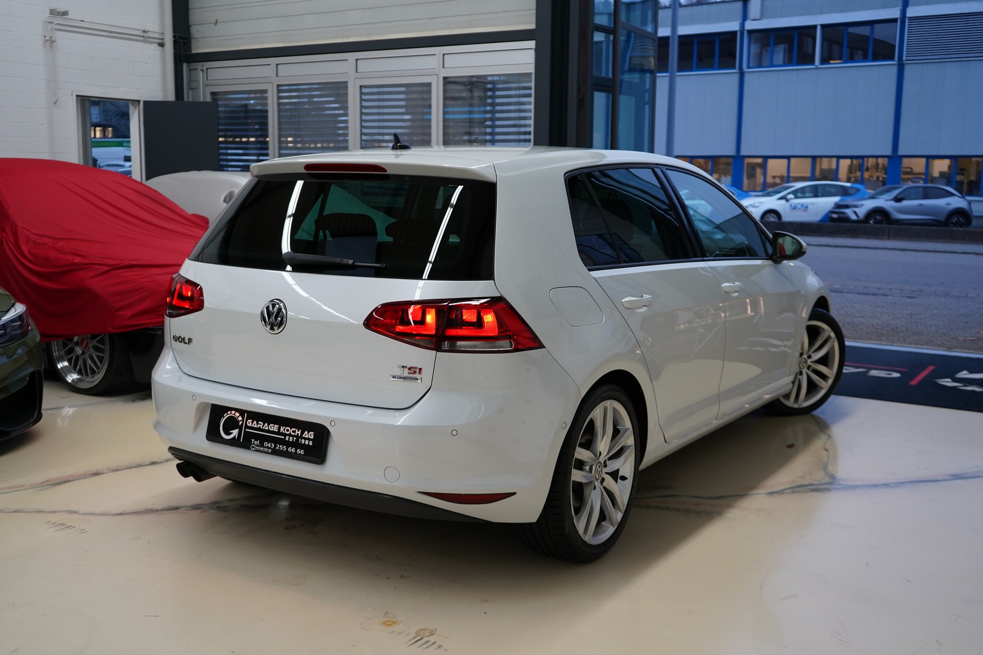 VW Golf 1.4 TSI Highline DSG - 9