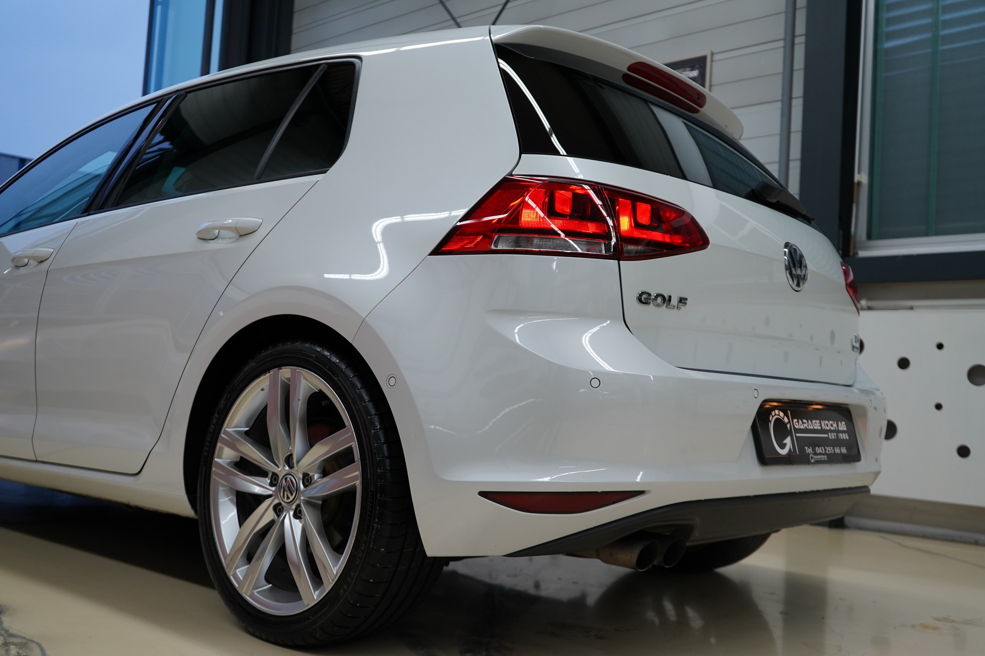 VW Golf 1.4 TSI Highline DSG - 8