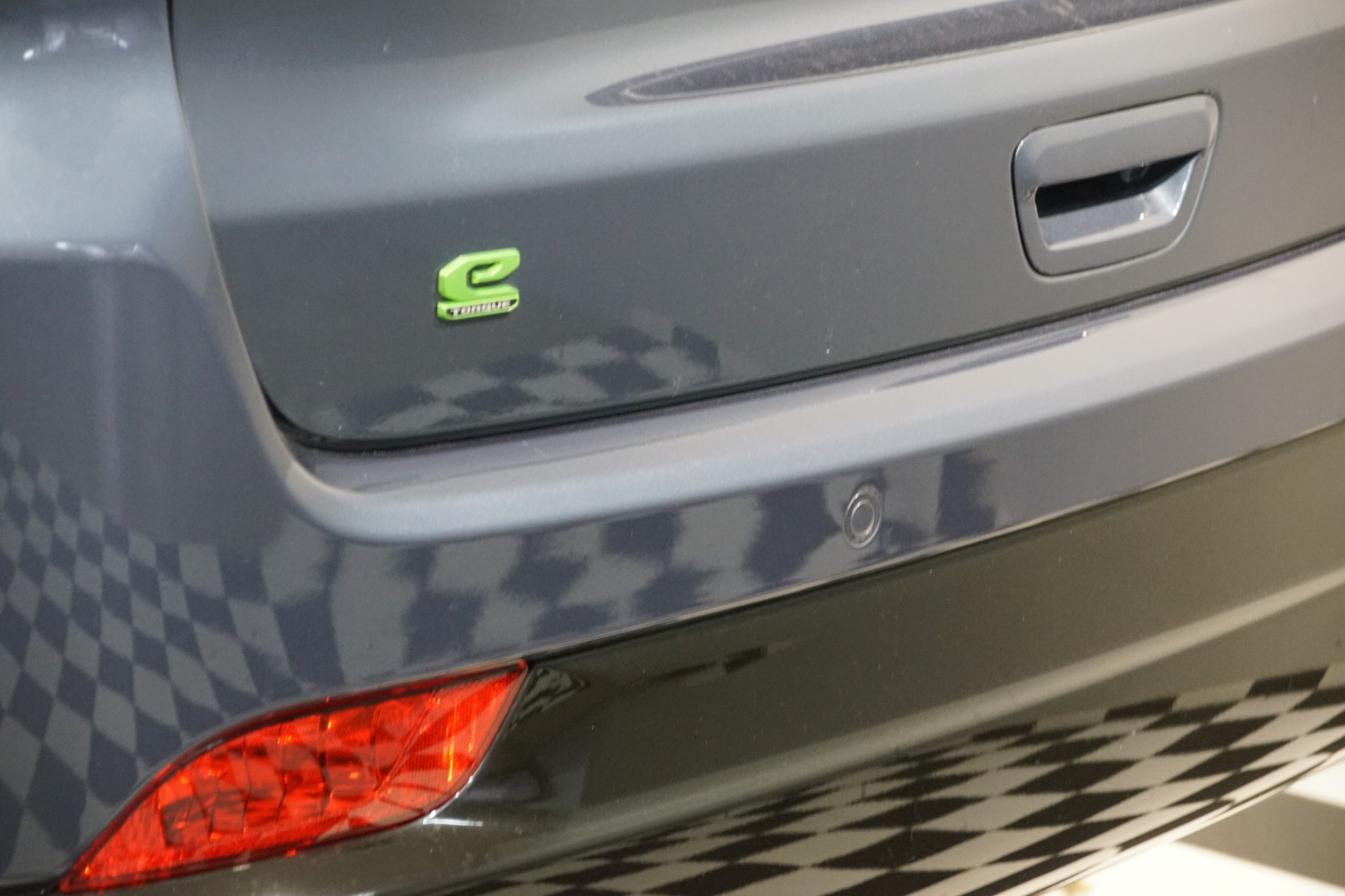 JEEP Compass 4x2 1.5 T MHEV S Summit Plus Sky BiColor Suisse - 10