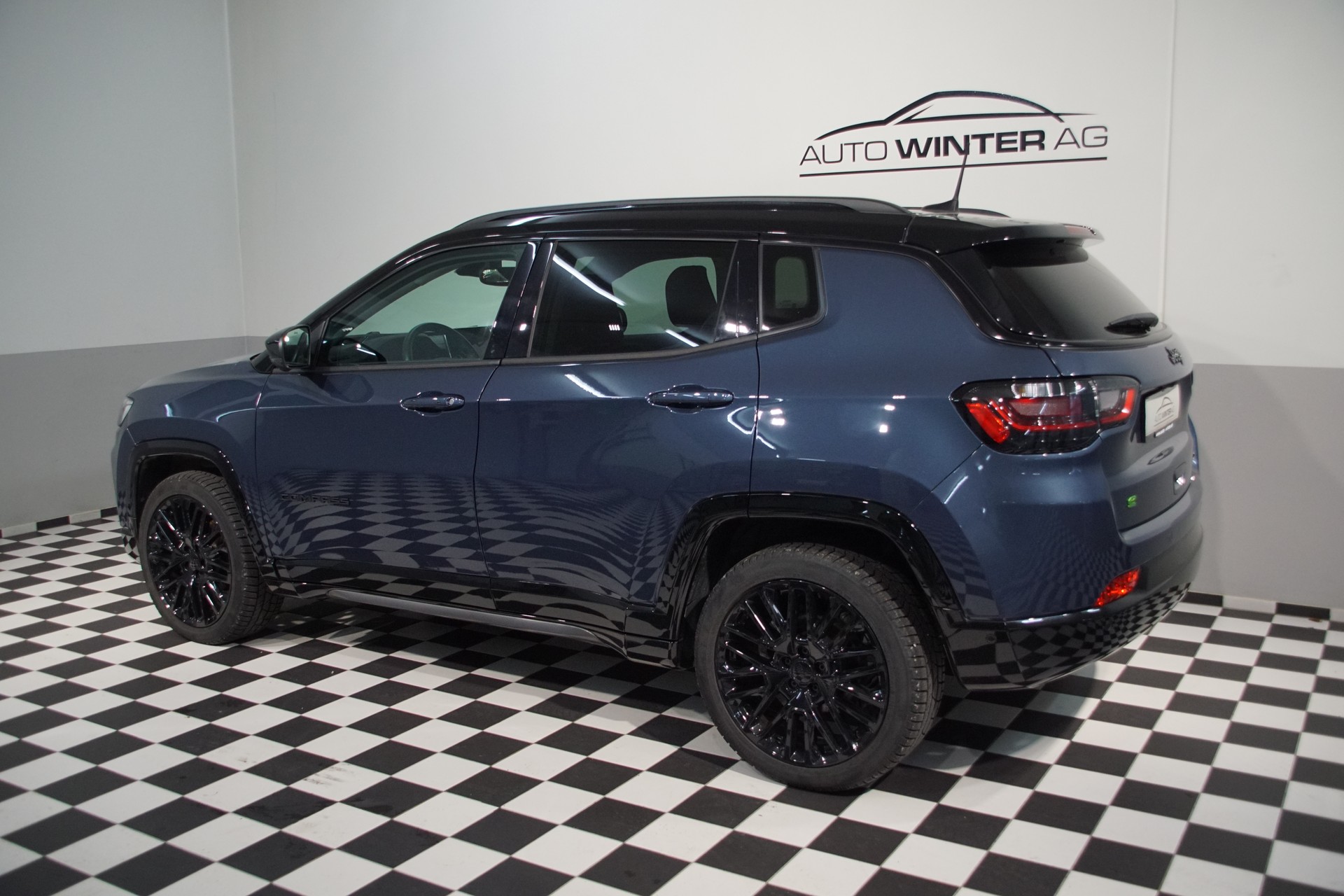 JEEP Compass 4x2 1.5 T MHEV S Summit Plus Sky BiColor Suisse - 7