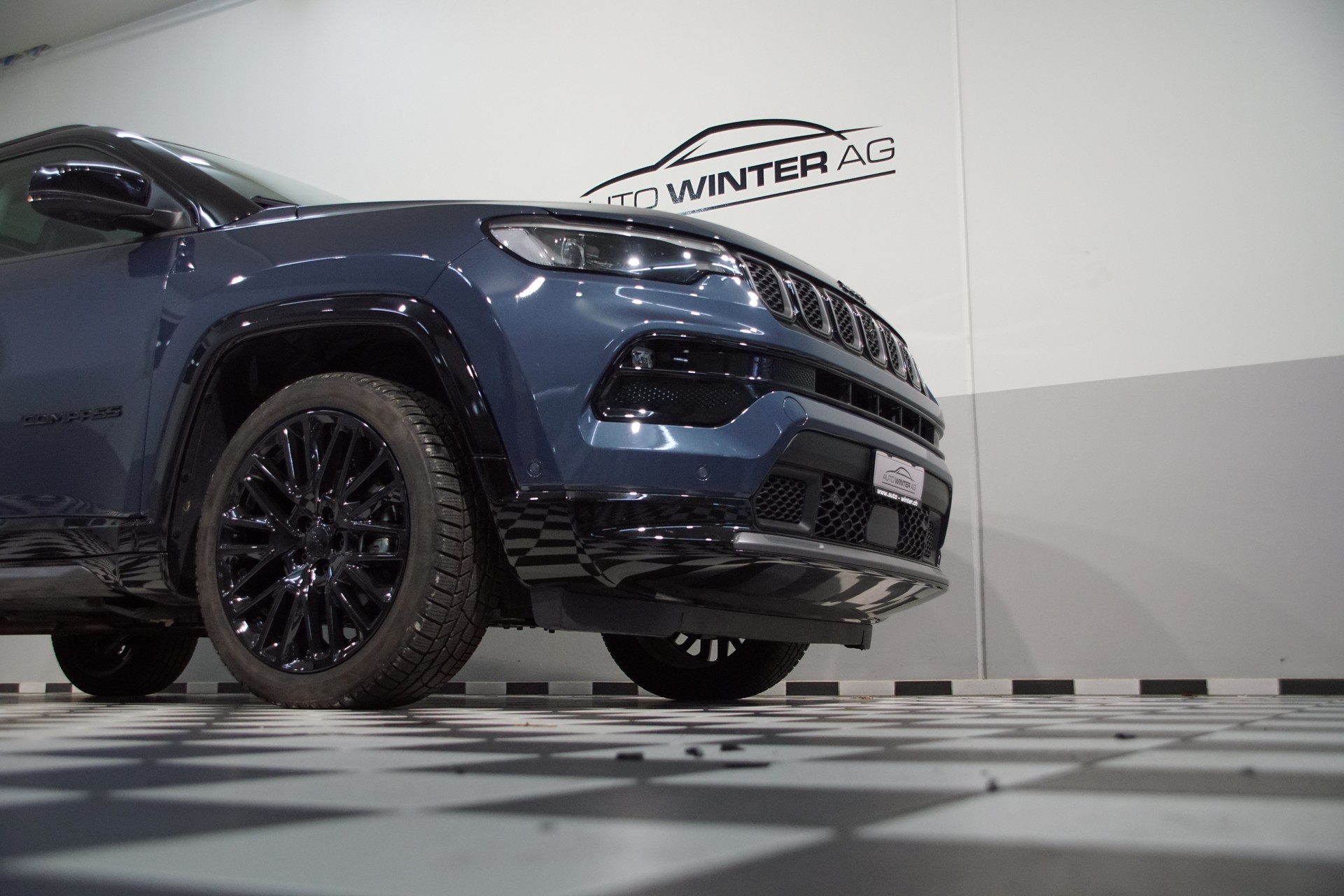 JEEP Compass 4x2 1.5 T MHEV S Summit Plus Sky BiColor Suisse - 4