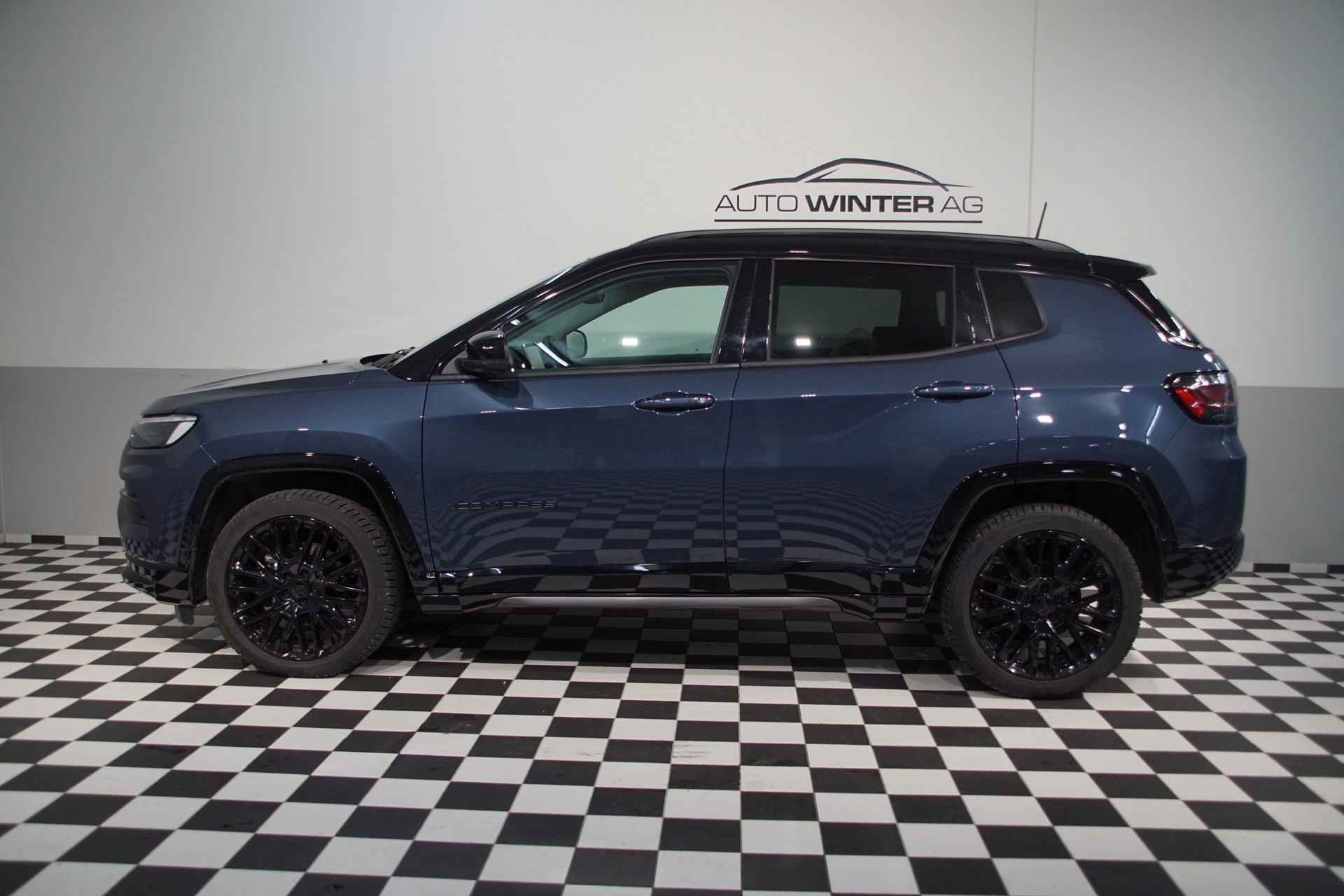 JEEP Compass 4x2 1.5 T MHEV S Summit Plus Sky BiColor Suisse - 9