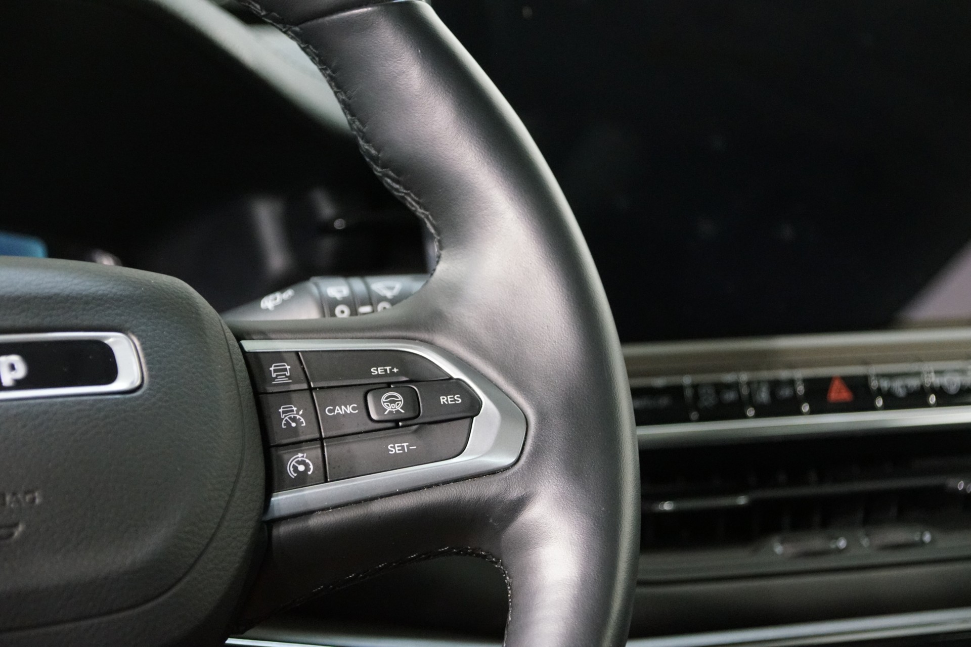 JEEP Compass 4x2 1.5 T MHEV S Summit Plus Sky BiColor Suisse - 17