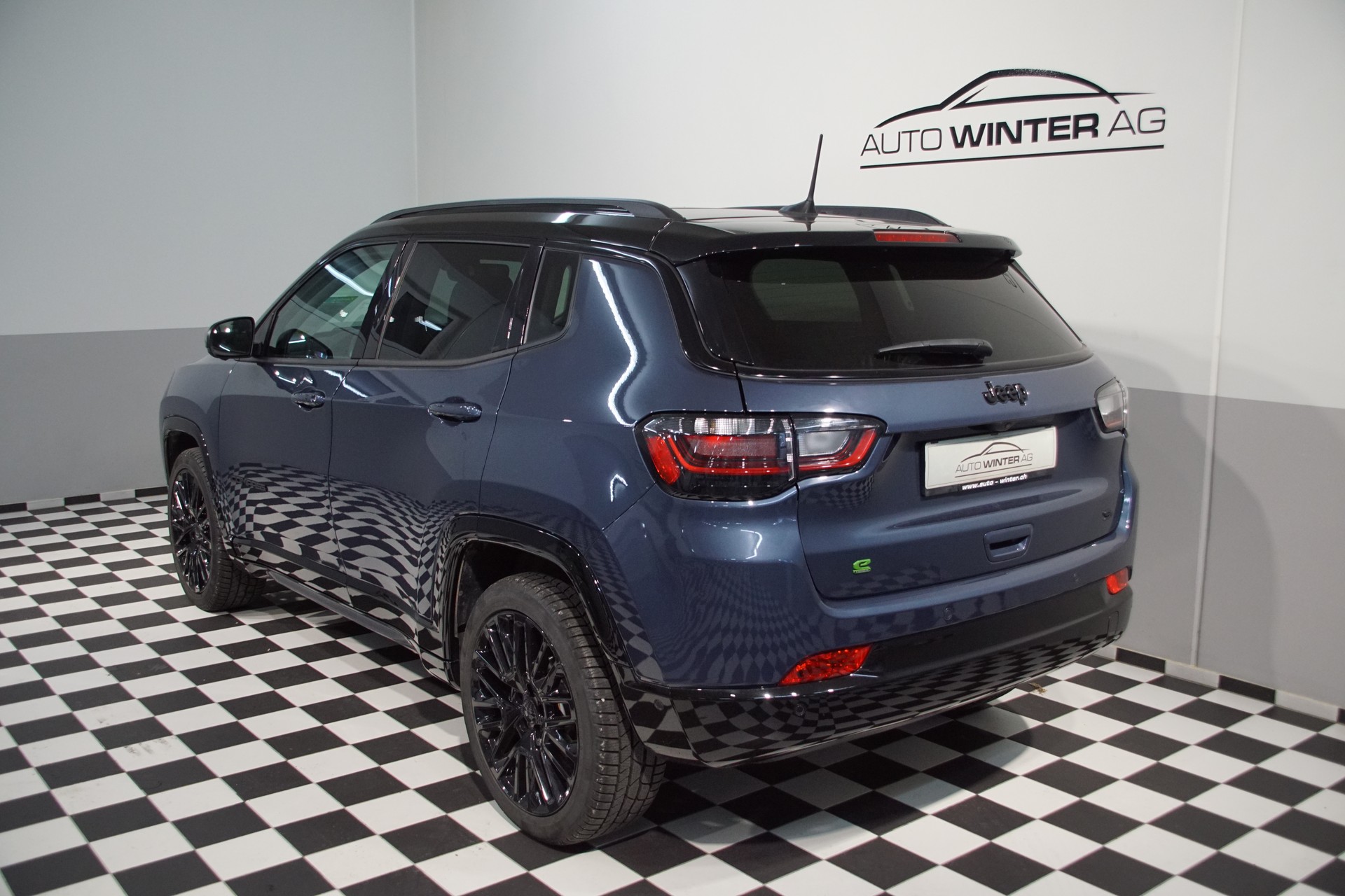 JEEP Compass 4x2 1.5 T MHEV S Summit Plus Sky BiColor Suisse - 6