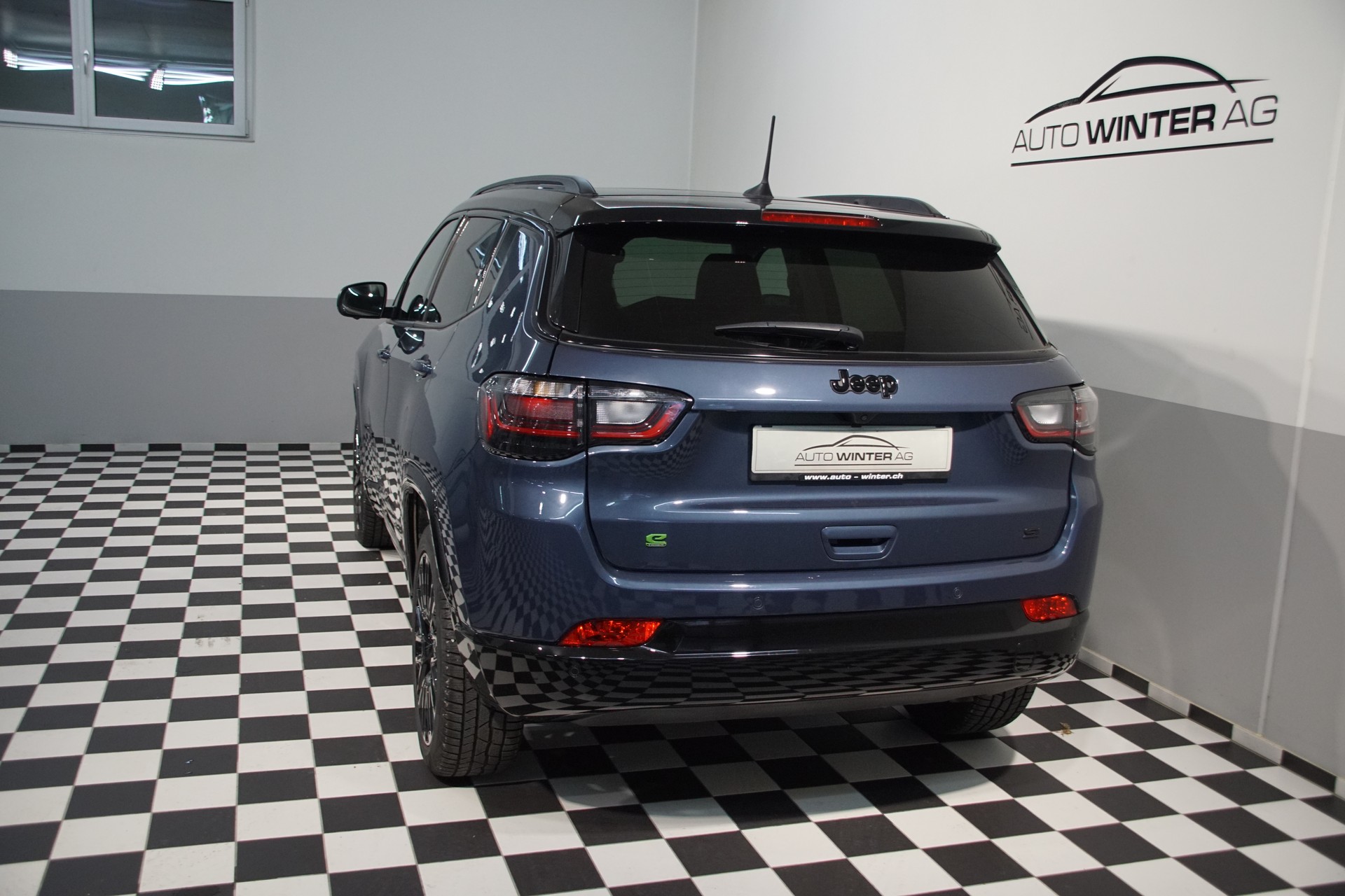 JEEP Compass 4x2 1.5 T MHEV S Summit Plus Sky BiColor Suisse - 8