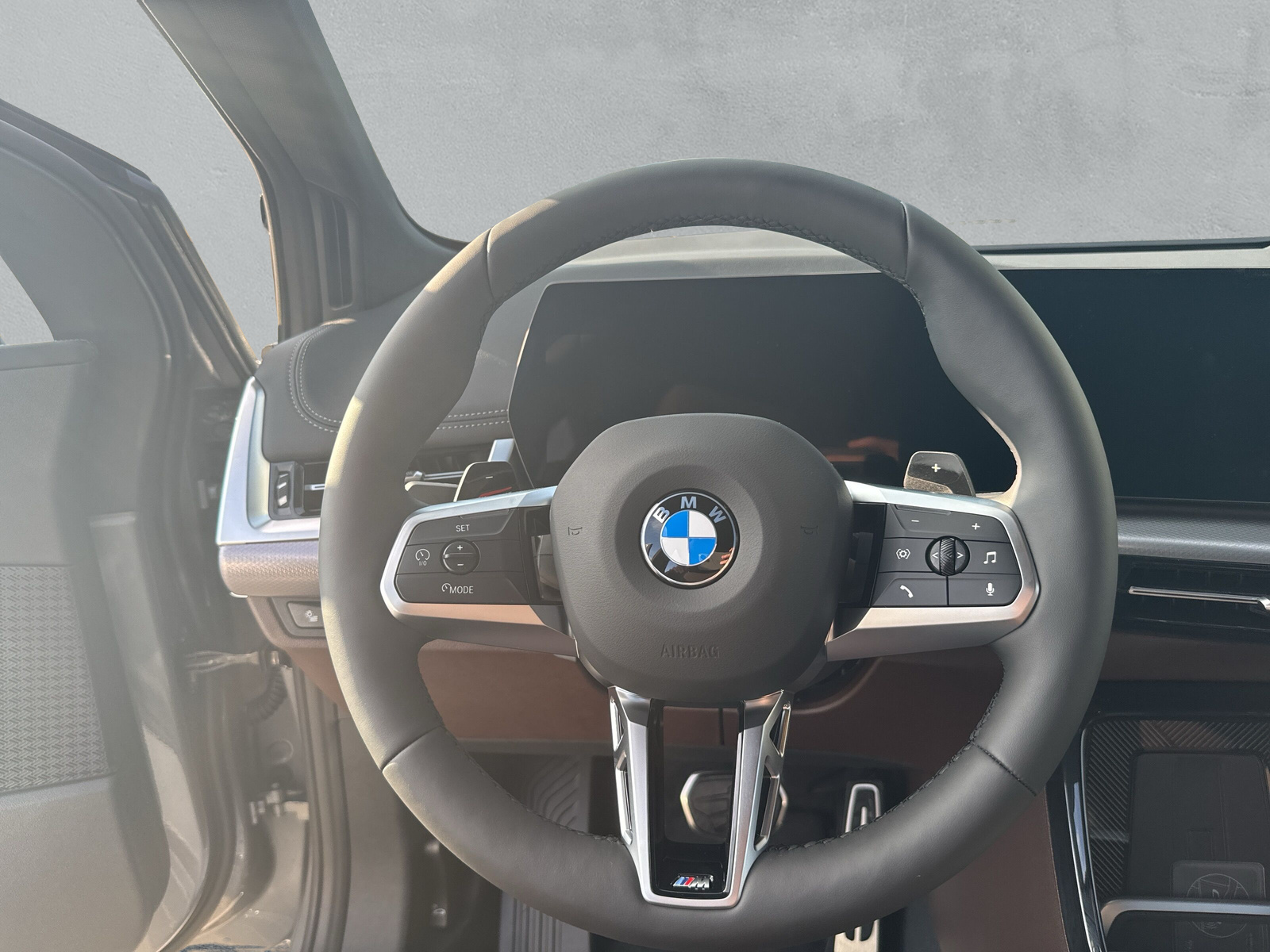 BMW 220i Act. Tour. M Sport 📍 - 9