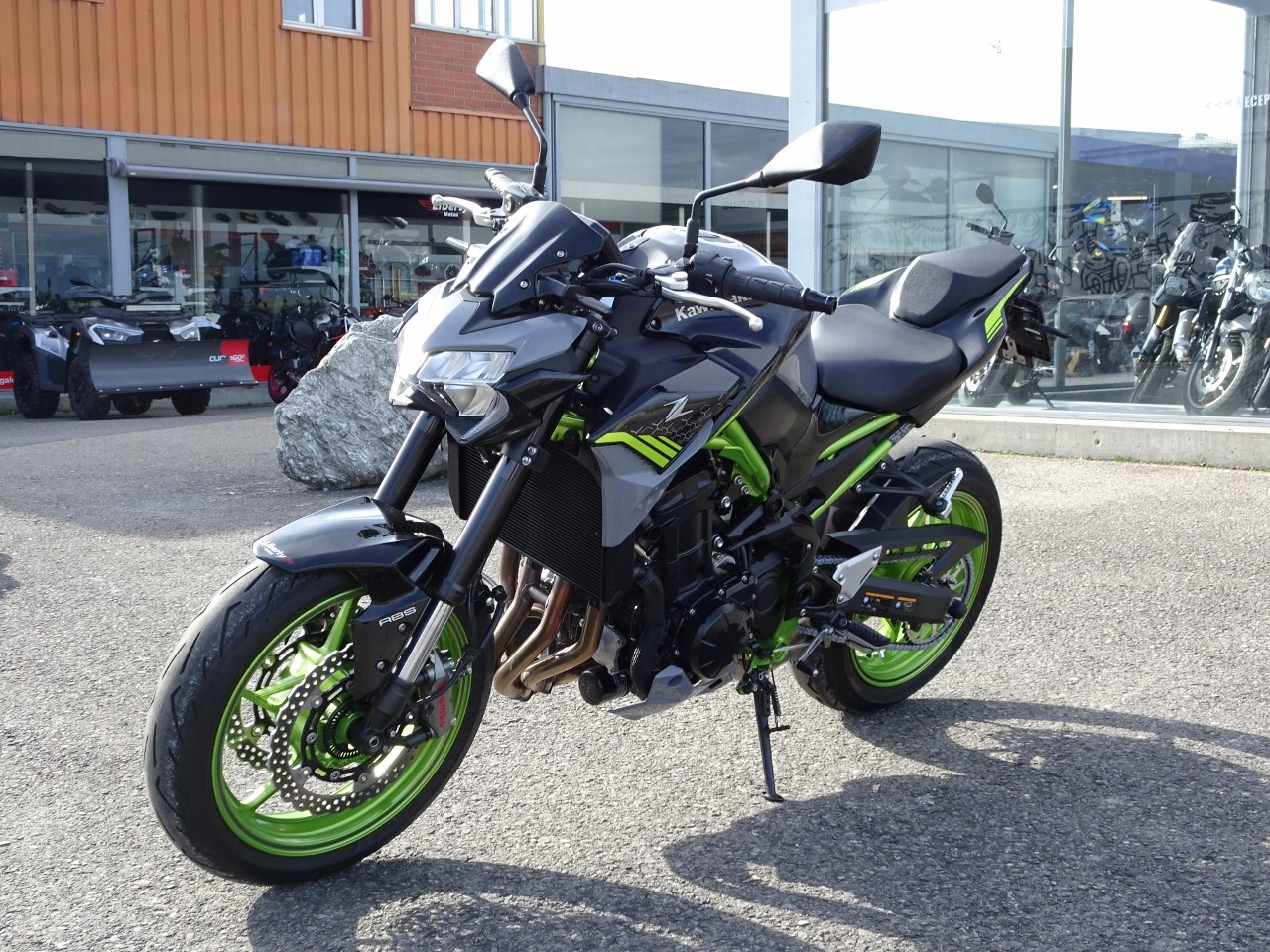 KAWASAKI Z 900 SE R - 4