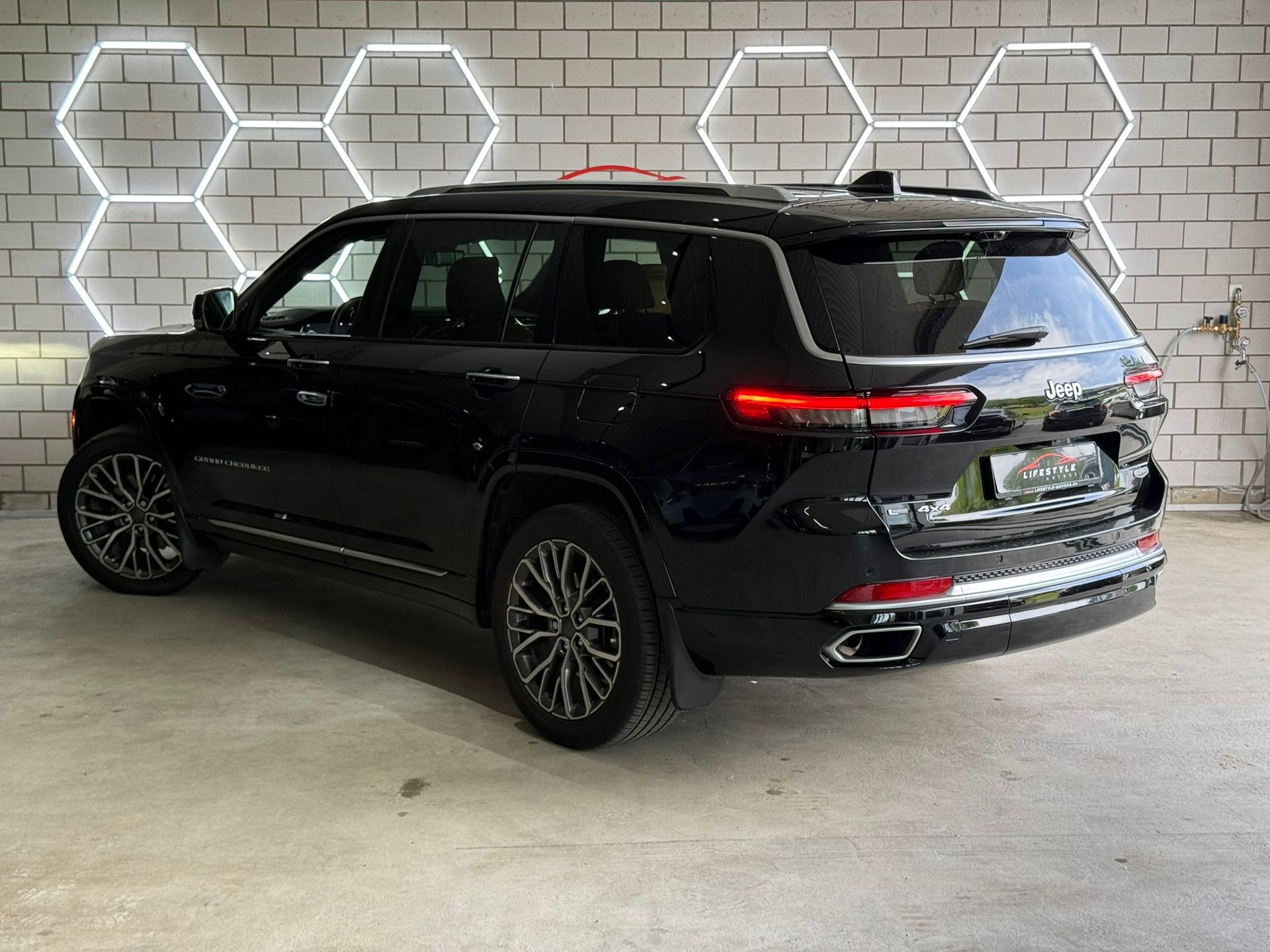 JEEP Grand Cherokee L Summit Reserve 5.7 Hemi 4x4 - 3
