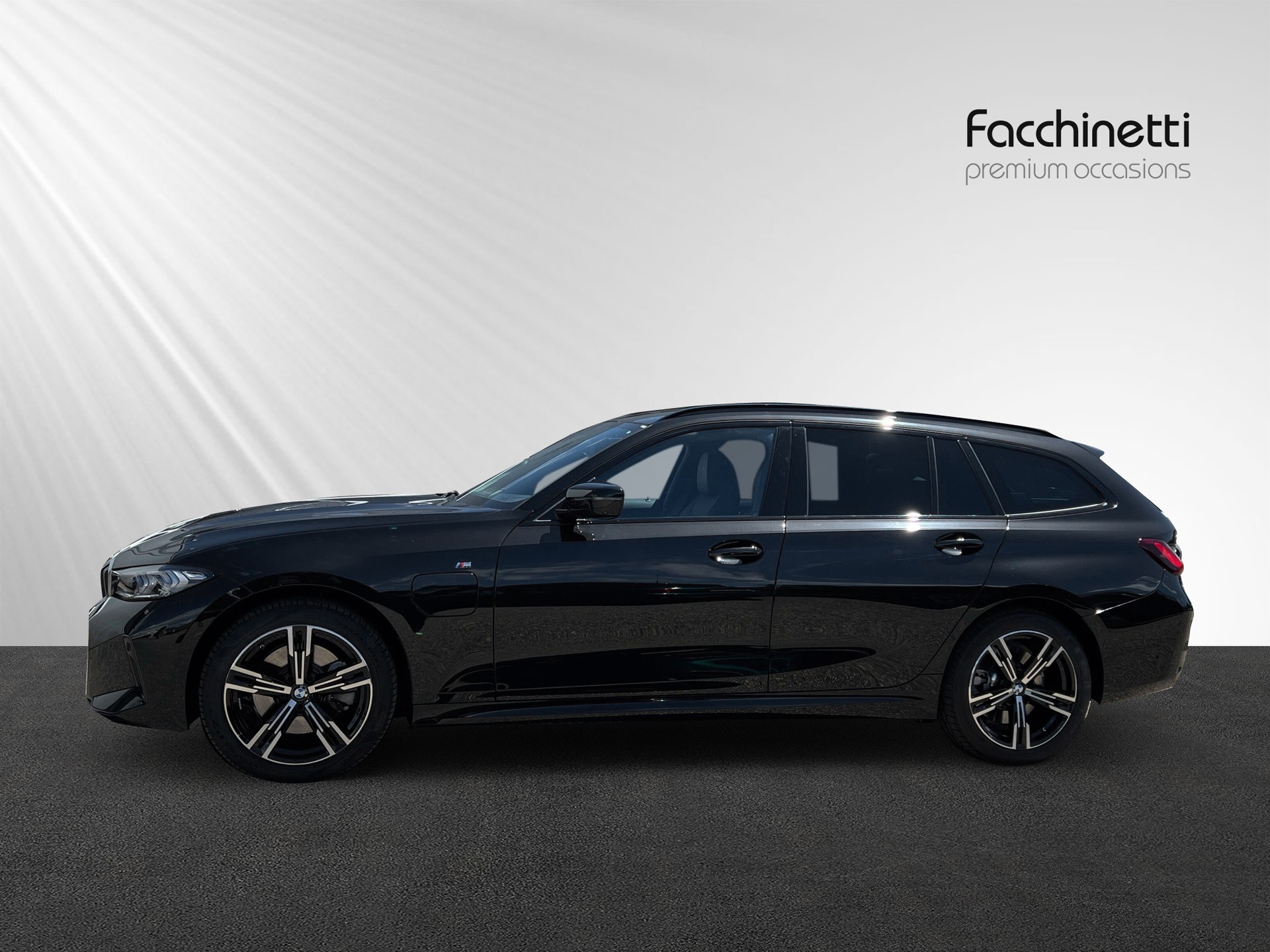 BMW 330e x DriveTouring Steptronic M Sport - 2